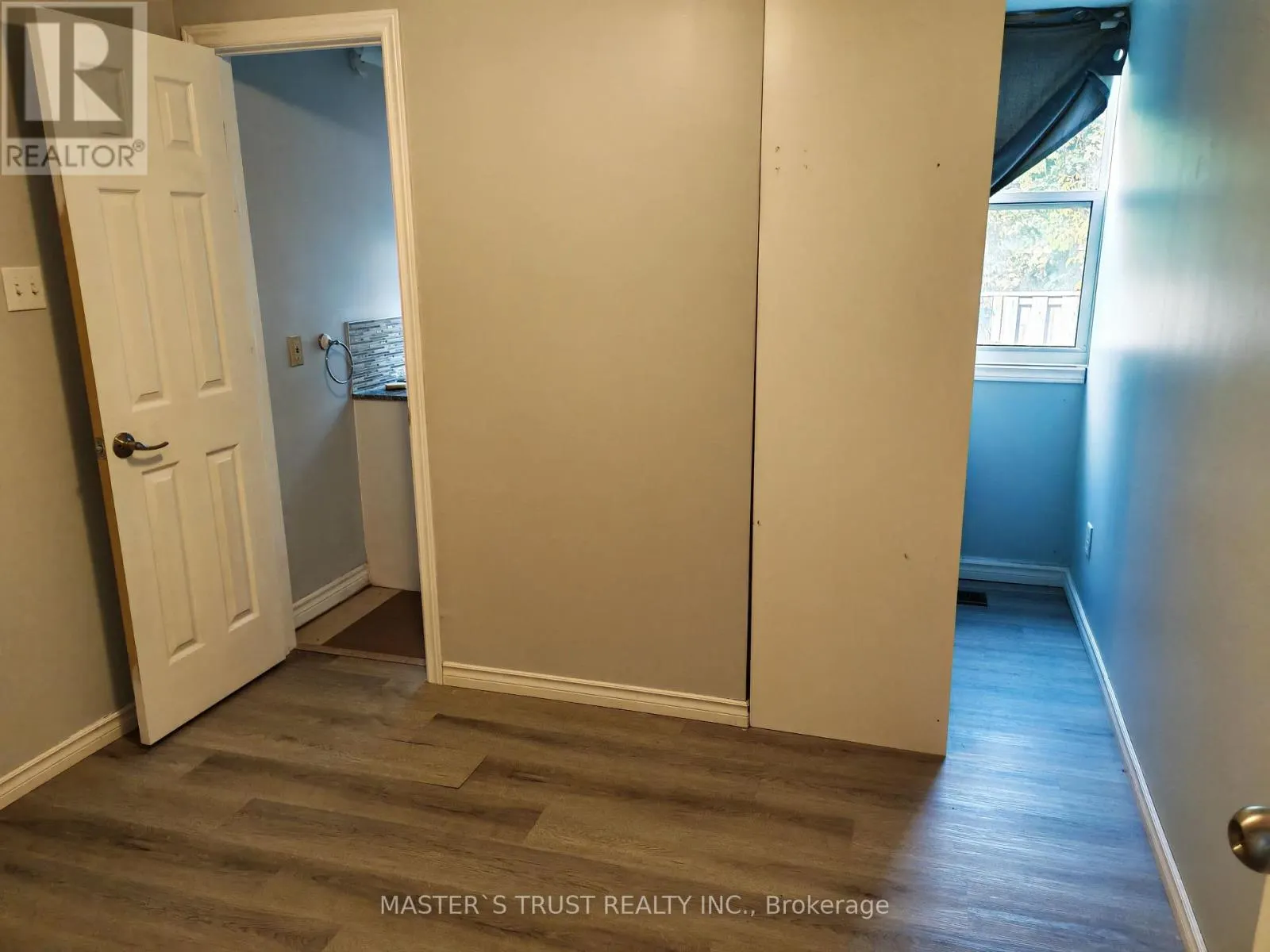 UNIT 3 - 286 GEORGIAN DRIVE