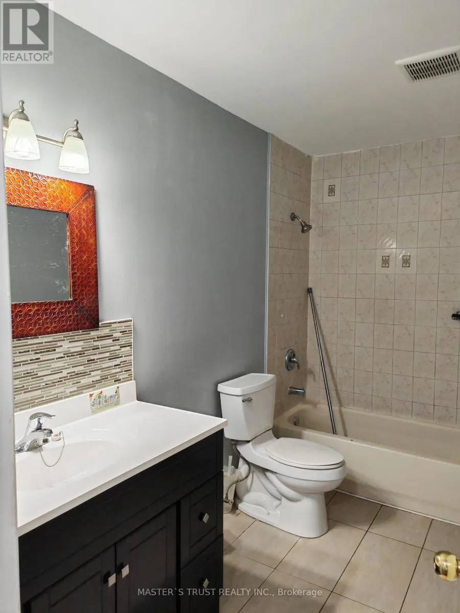 UNIT 3 - 286 GEORGIAN DRIVE