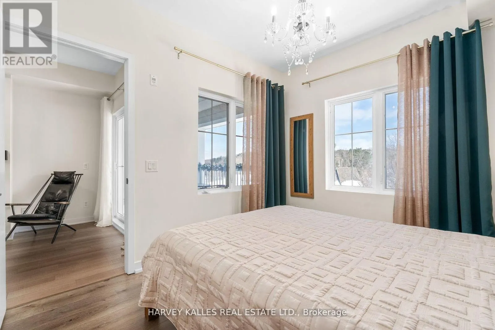 416 - 40 HORSESHOE BOULEVARD