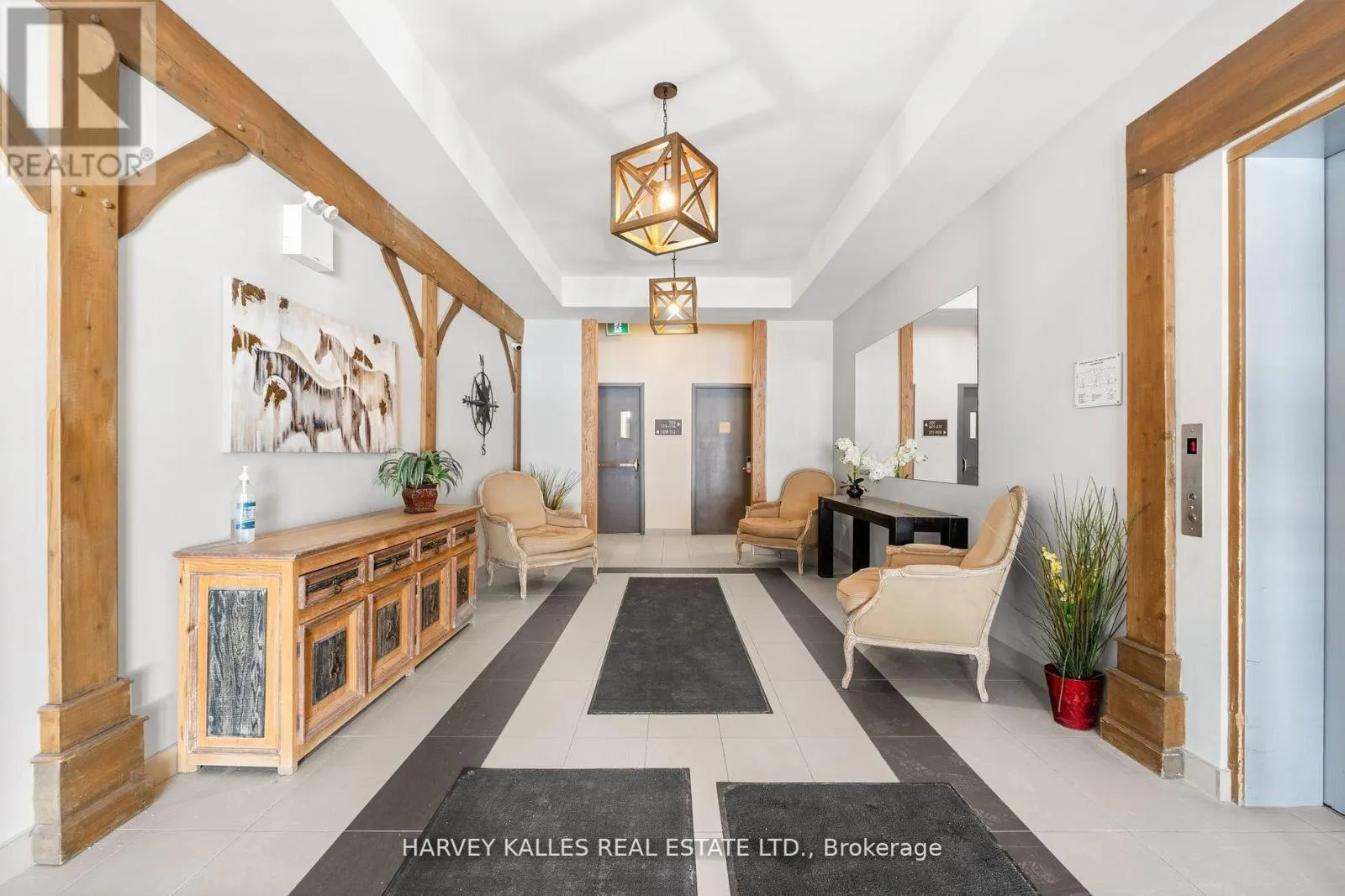 416 - 40 HORSESHOE BOULEVARD