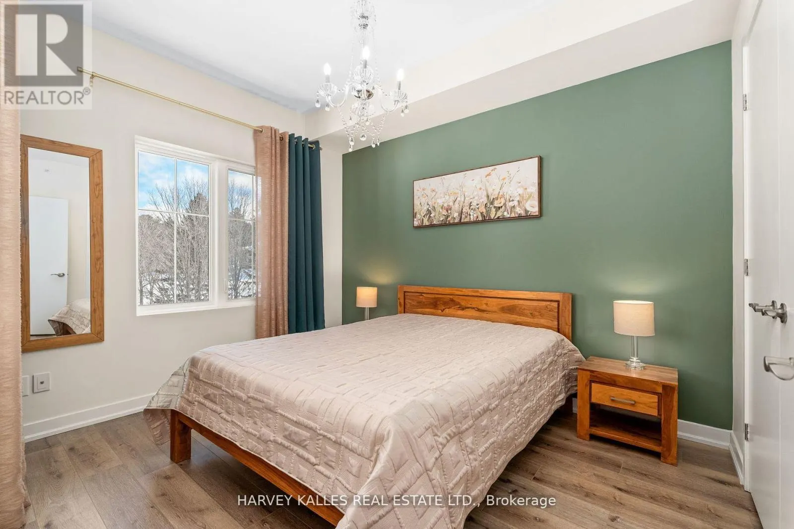 416 - 40 HORSESHOE BOULEVARD