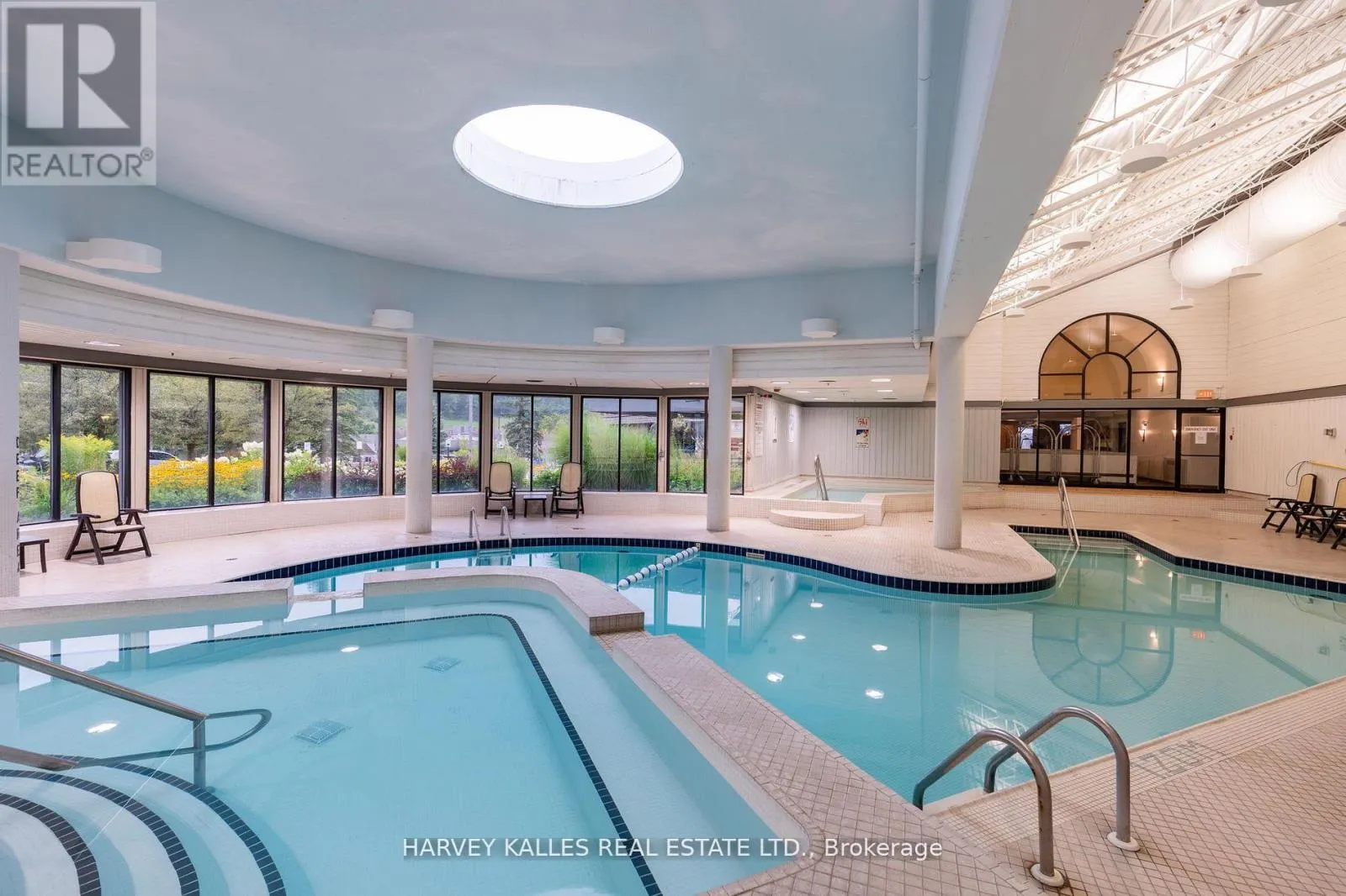 416 - 40 HORSESHOE BOULEVARD