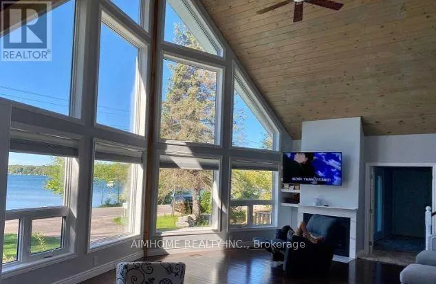 2858 LAKESHORE ROAD E