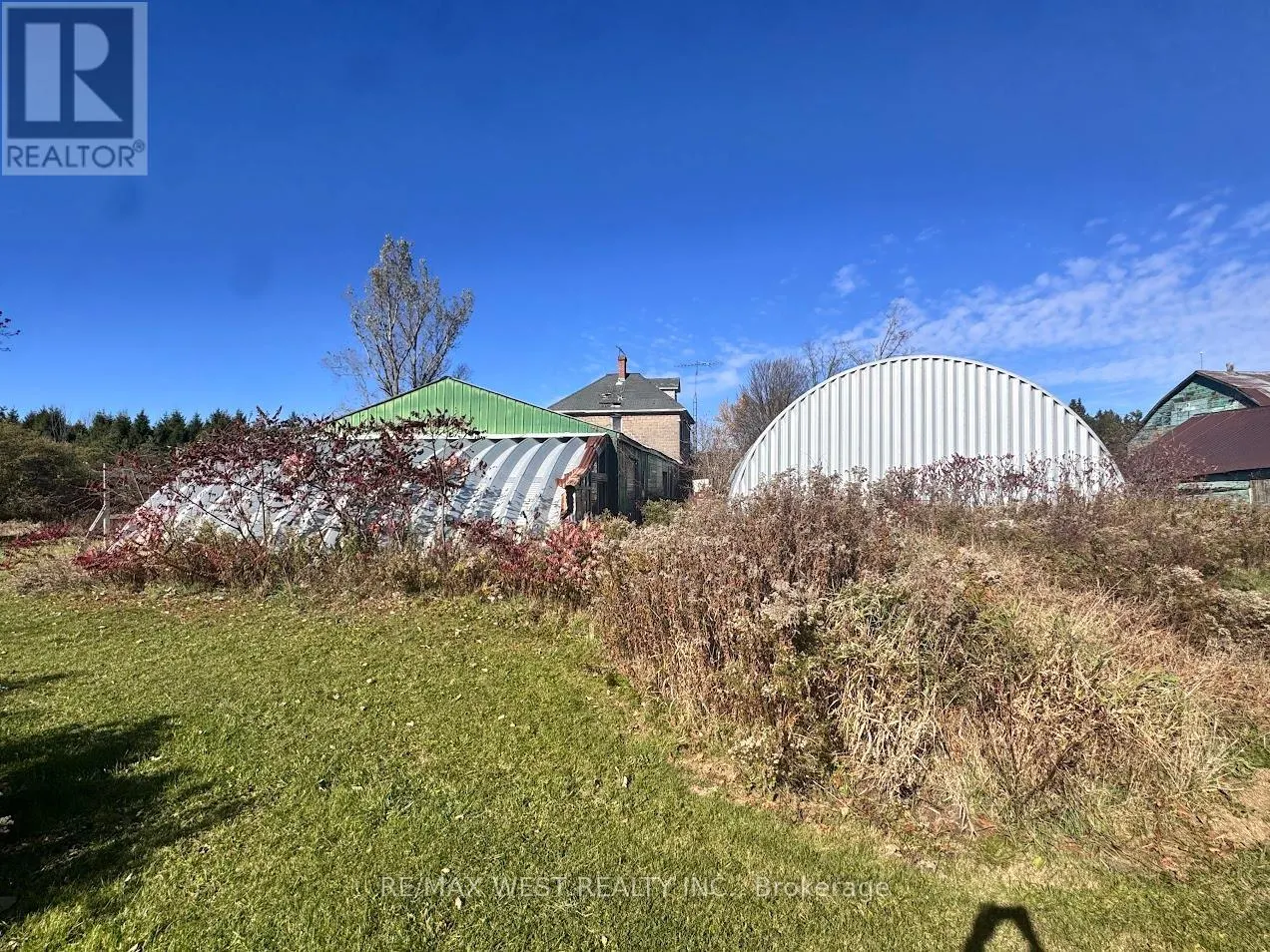 211 QUEEN STREET W