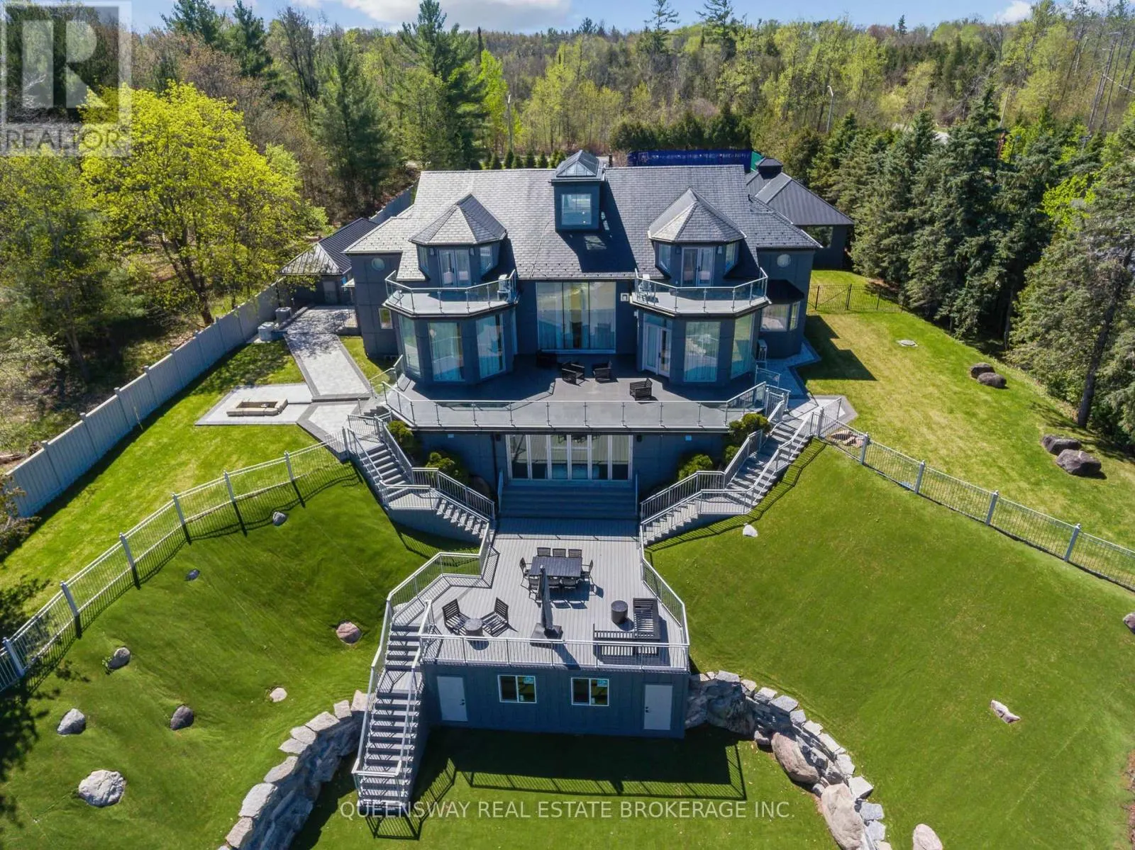 36 PIONEER TRAIL