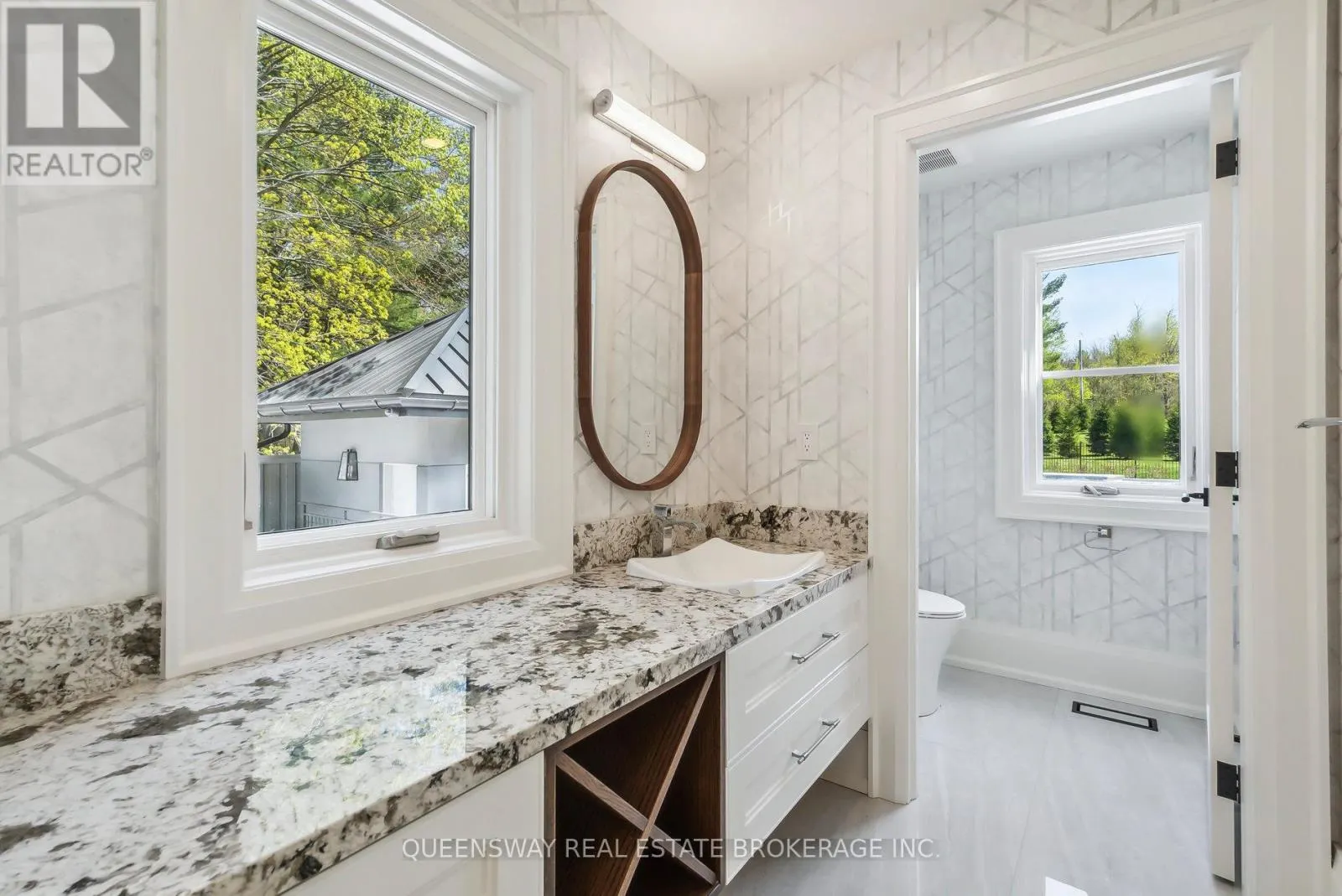 36 PIONEER TRAIL