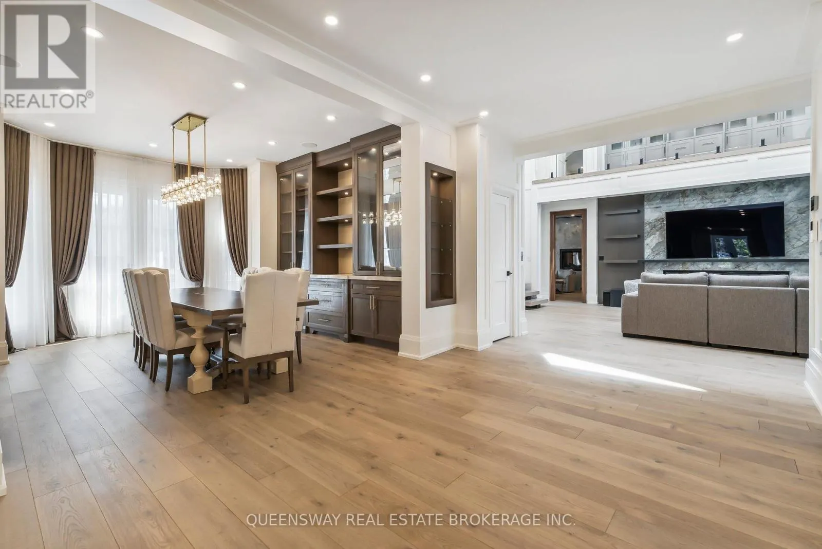 36 PIONEER TRAIL