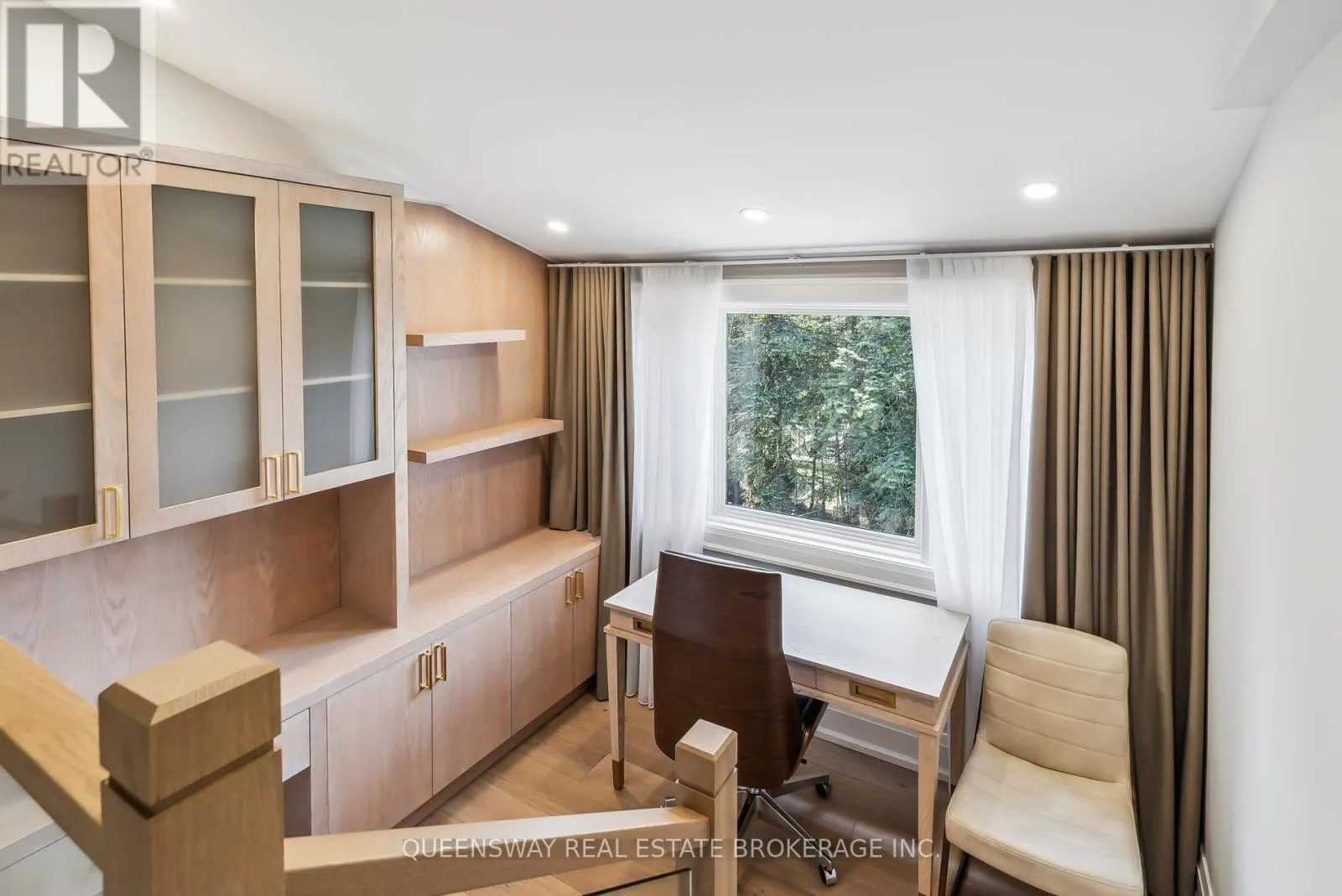 36 PIONEER TRAIL