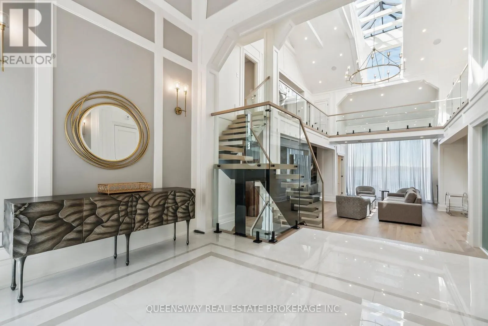 36 PIONEER TRAIL