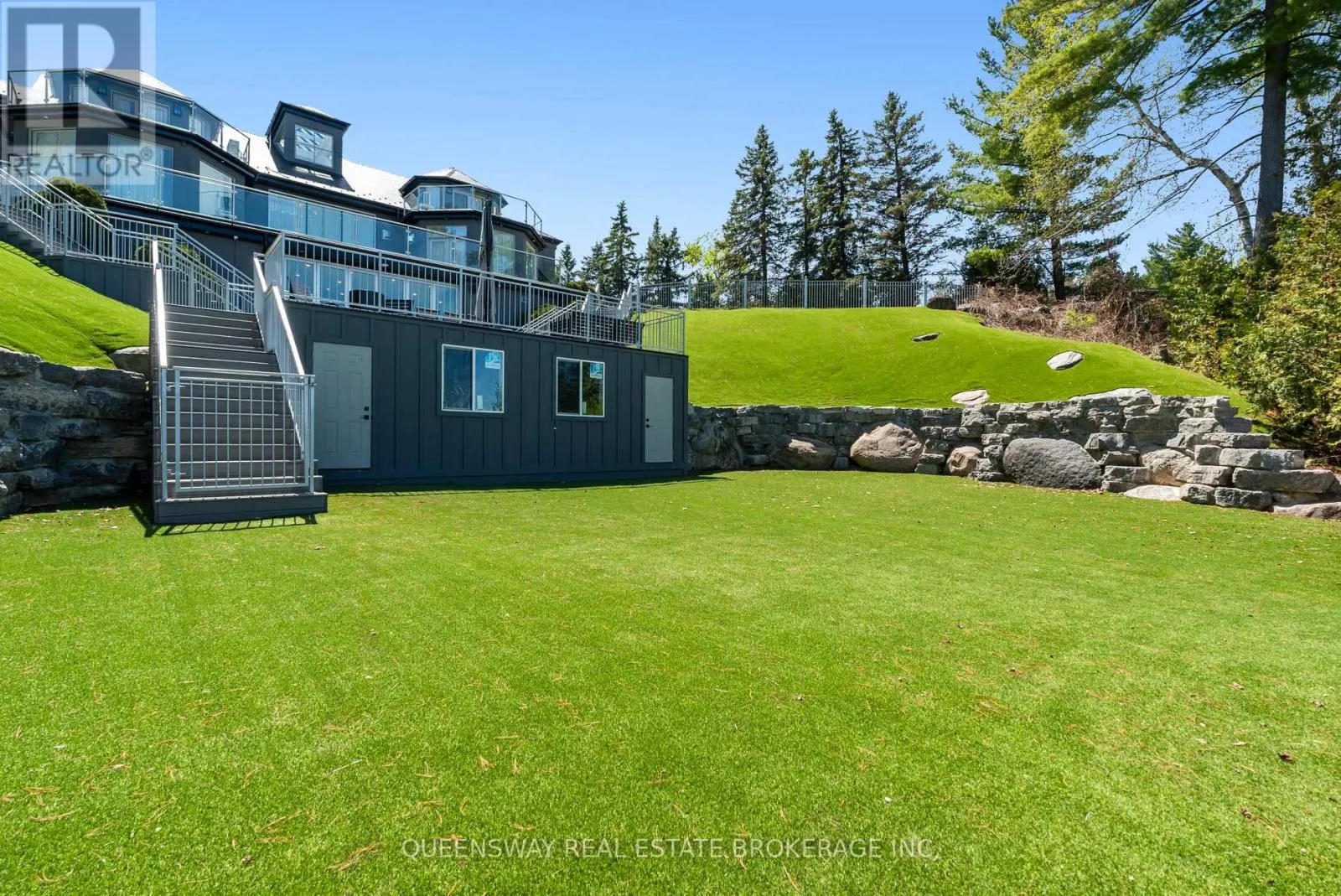 36 PIONEER TRAIL