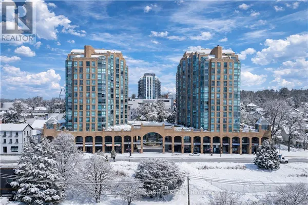 605 - 140 DUNLOP STREET E