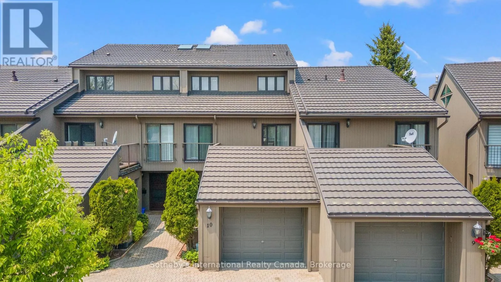 10 - 8 BECK BOULEVARD #10