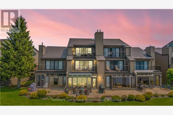 10 - 8 BECK BOULEVARD #10