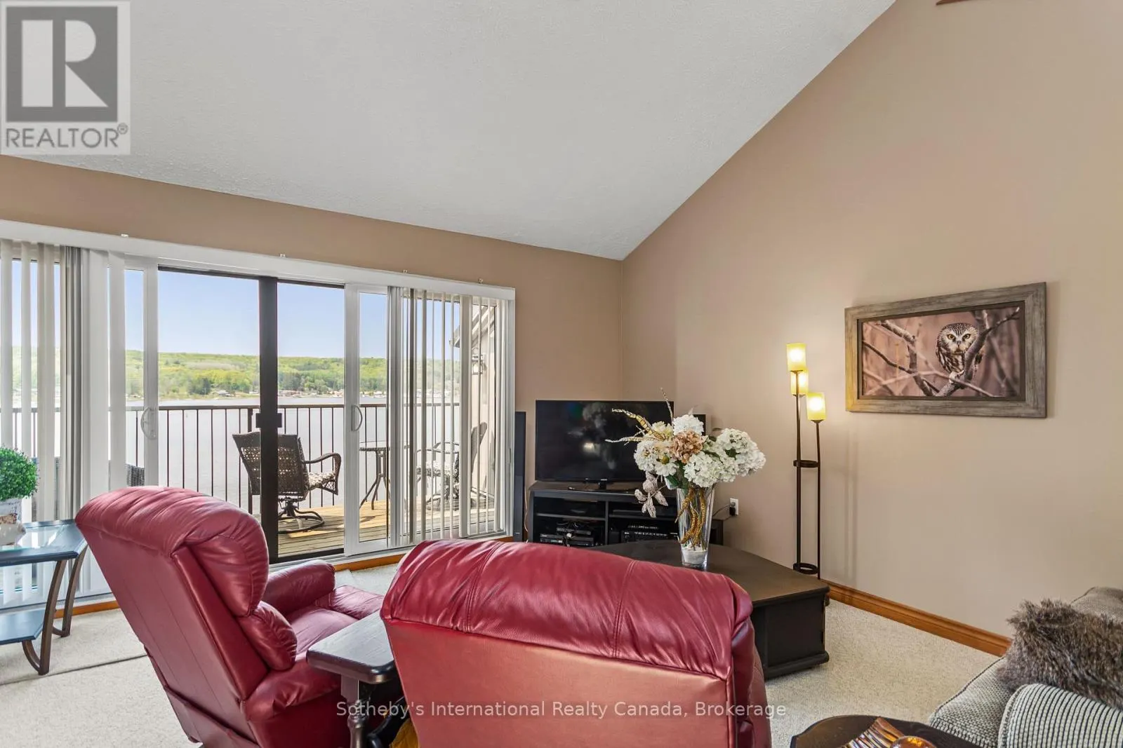 10 - 8 BECK BOULEVARD #10