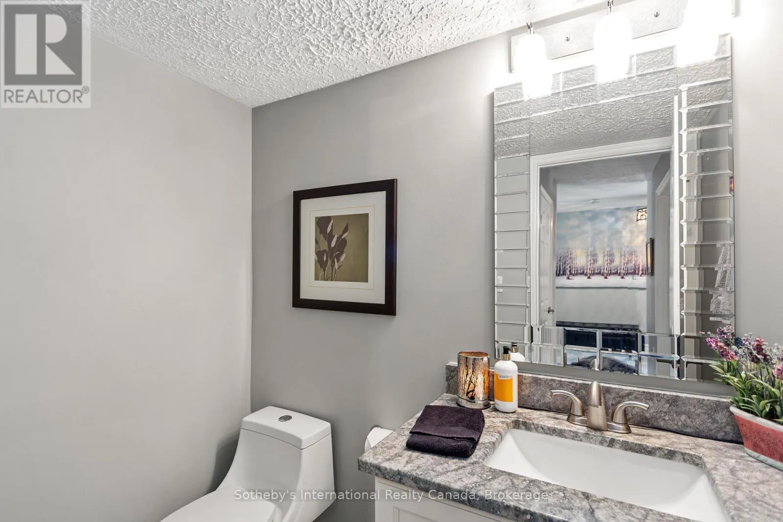 10 - 8 BECK BOULEVARD #10