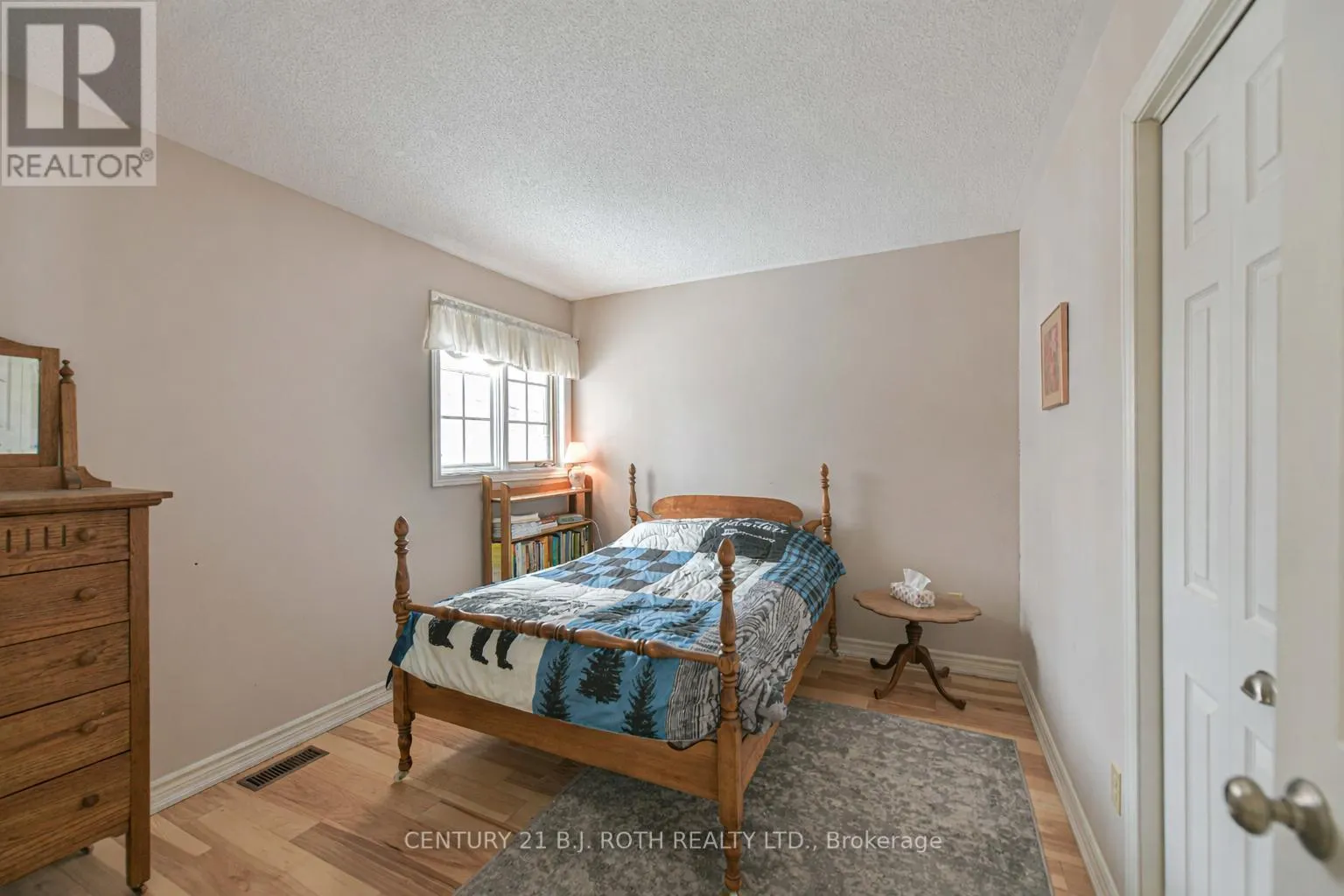698 BROADVIEW AVENUE