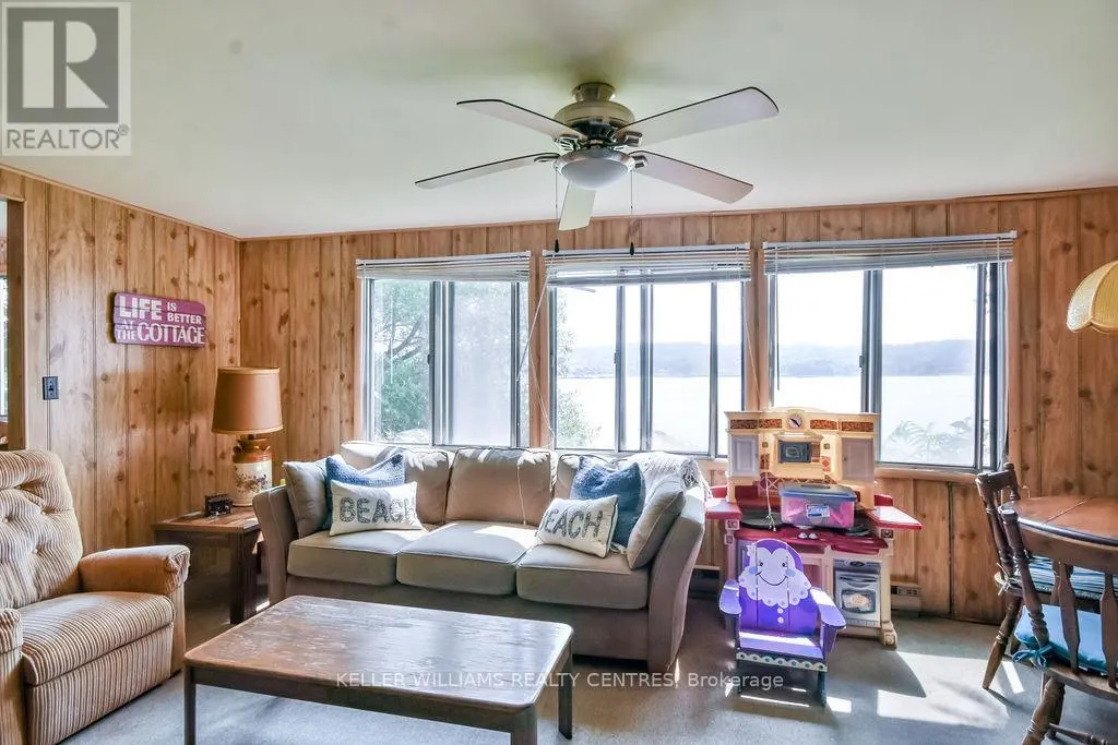 379 CHAMPLAIN ROAD