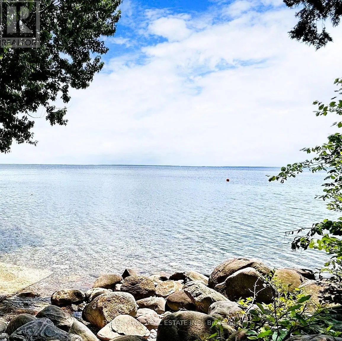 859 LAKESHORE ROAD E