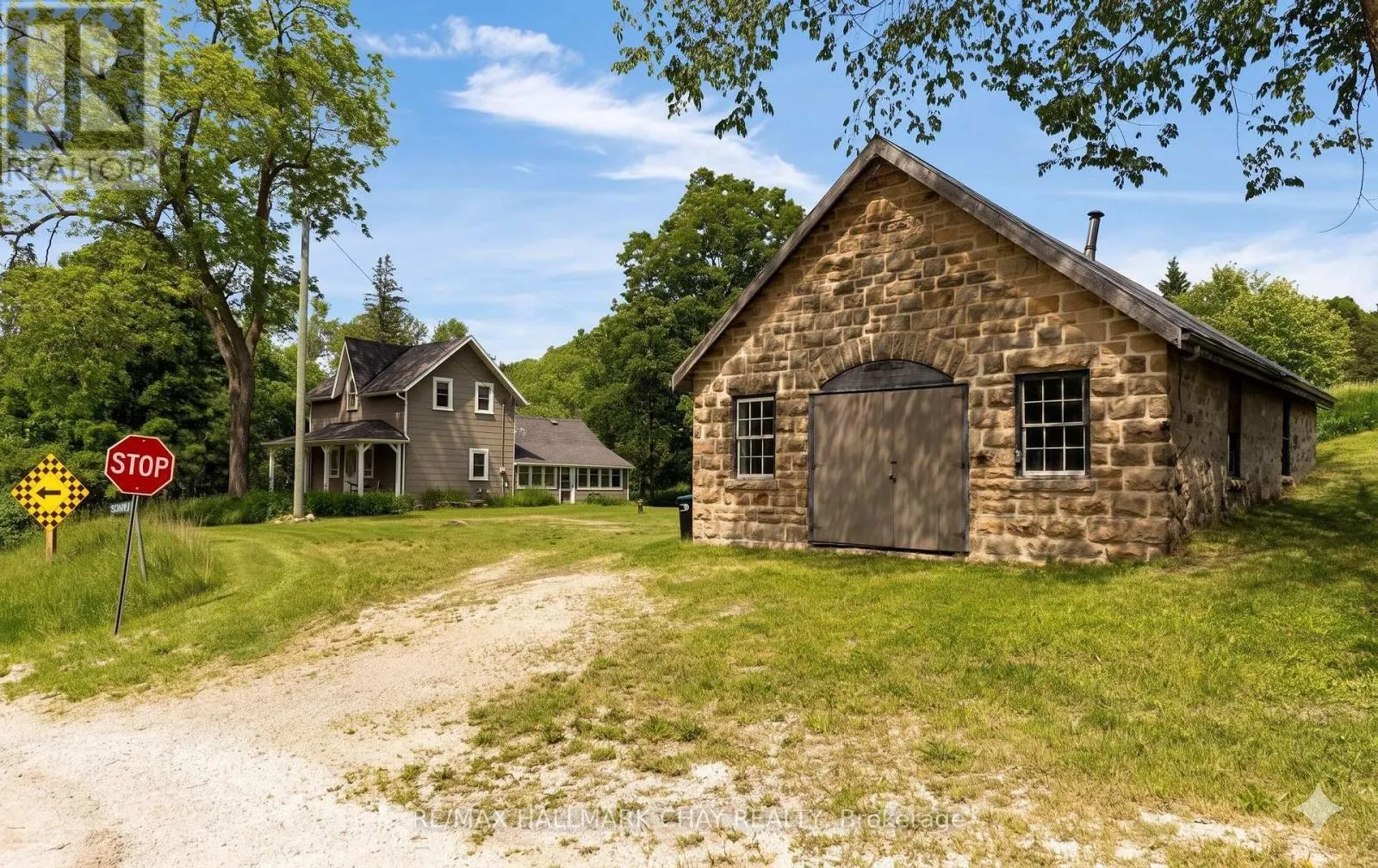 8997 COUNTY ROAD 9