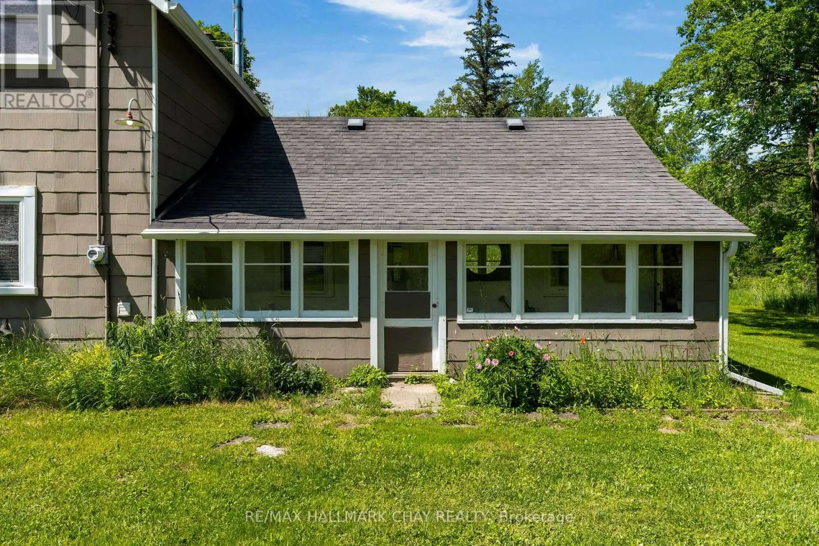 8997 COUNTY ROAD 9