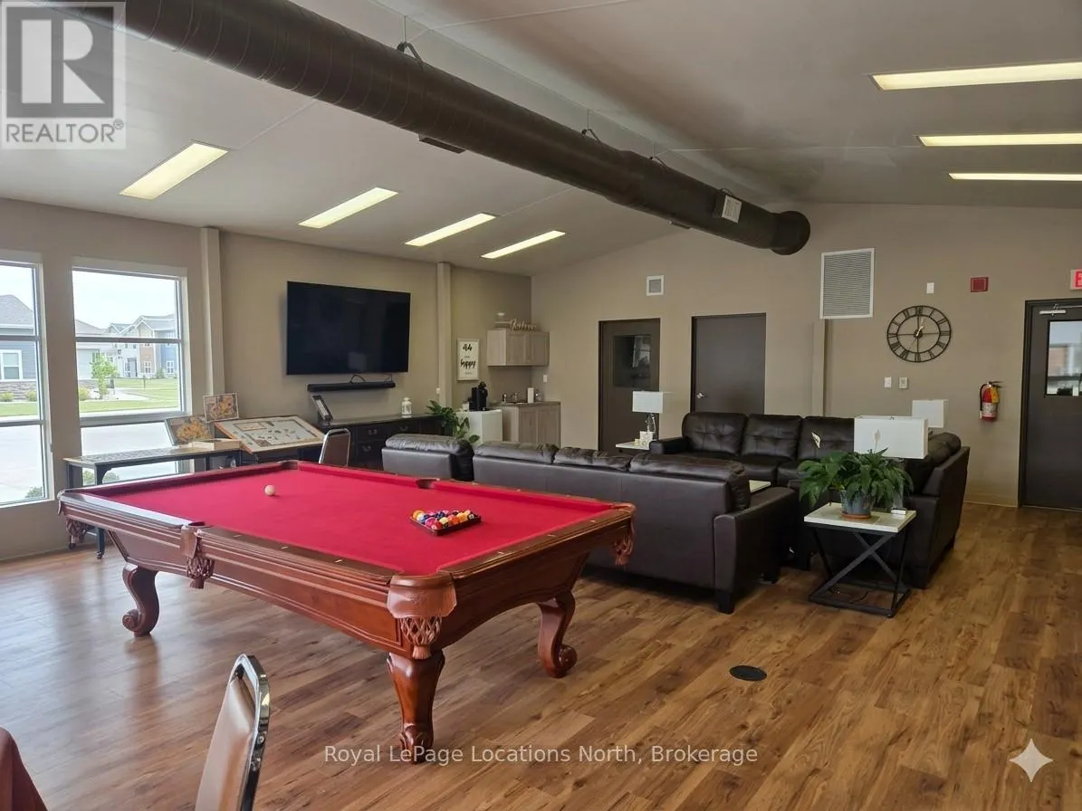 23 - 275 HURON STREET #23