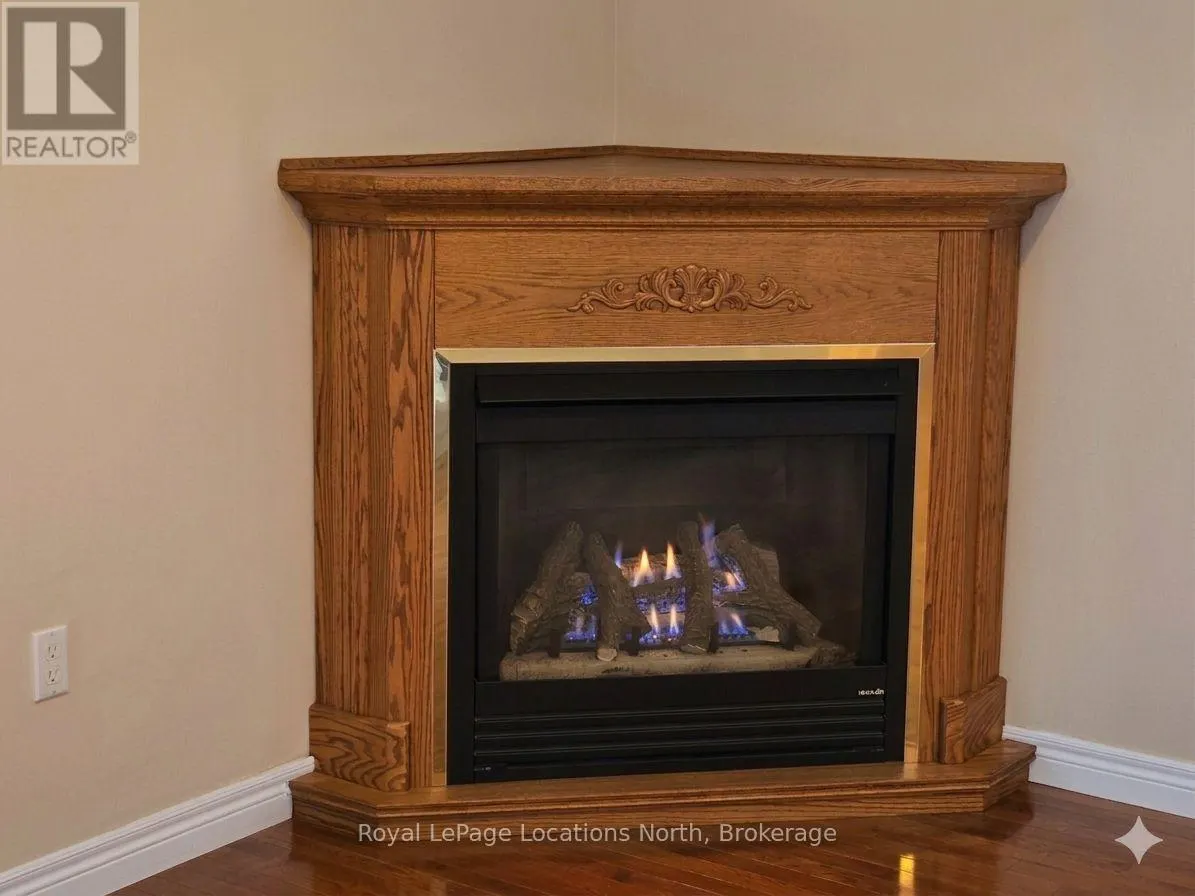 23 - 275 HURON STREET #23