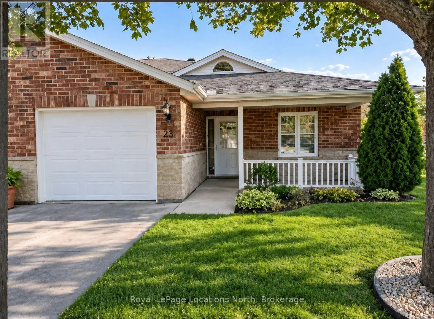 23 - 275 HURON STREET #23
