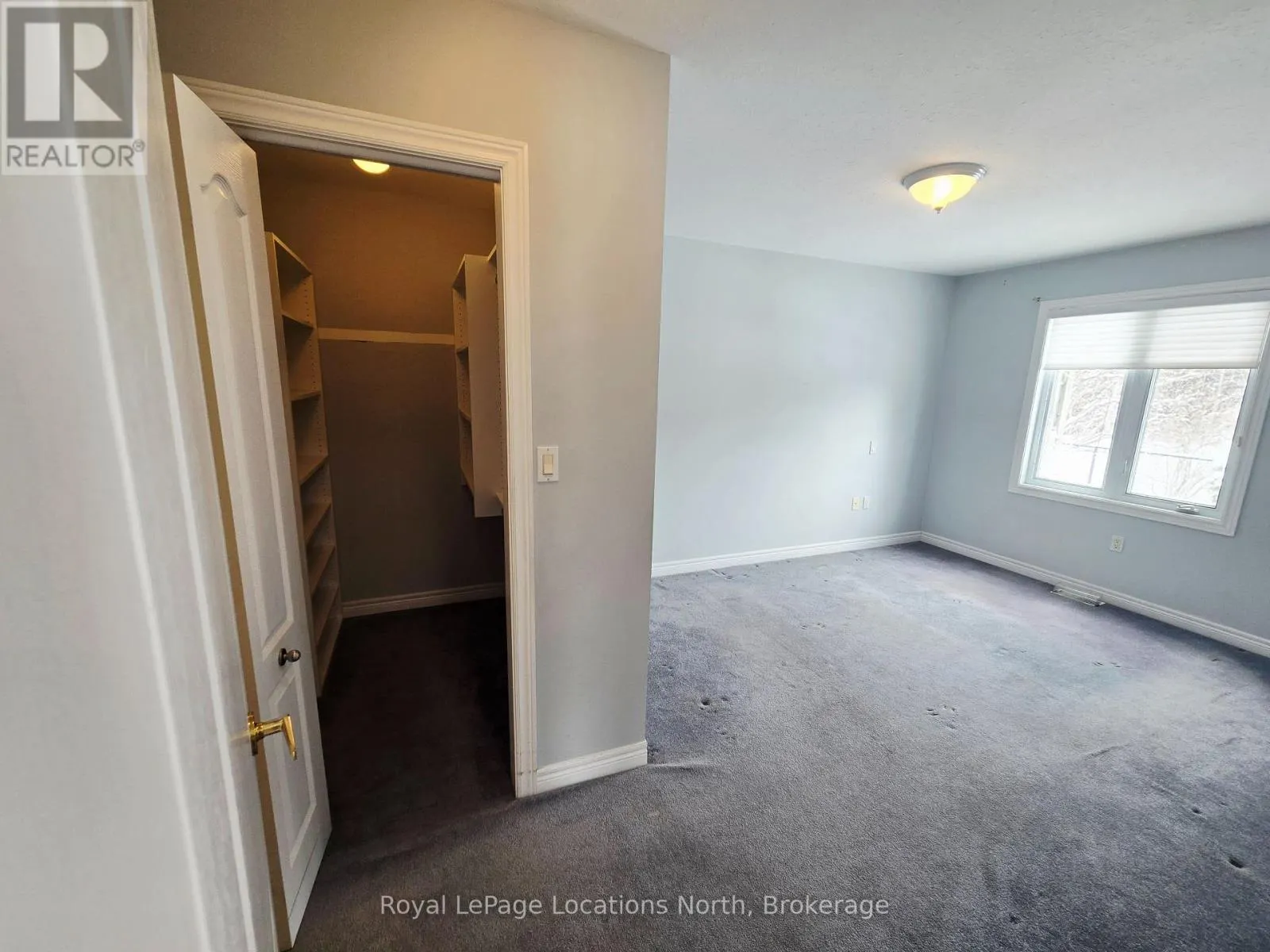 23 - 275 HURON STREET #23