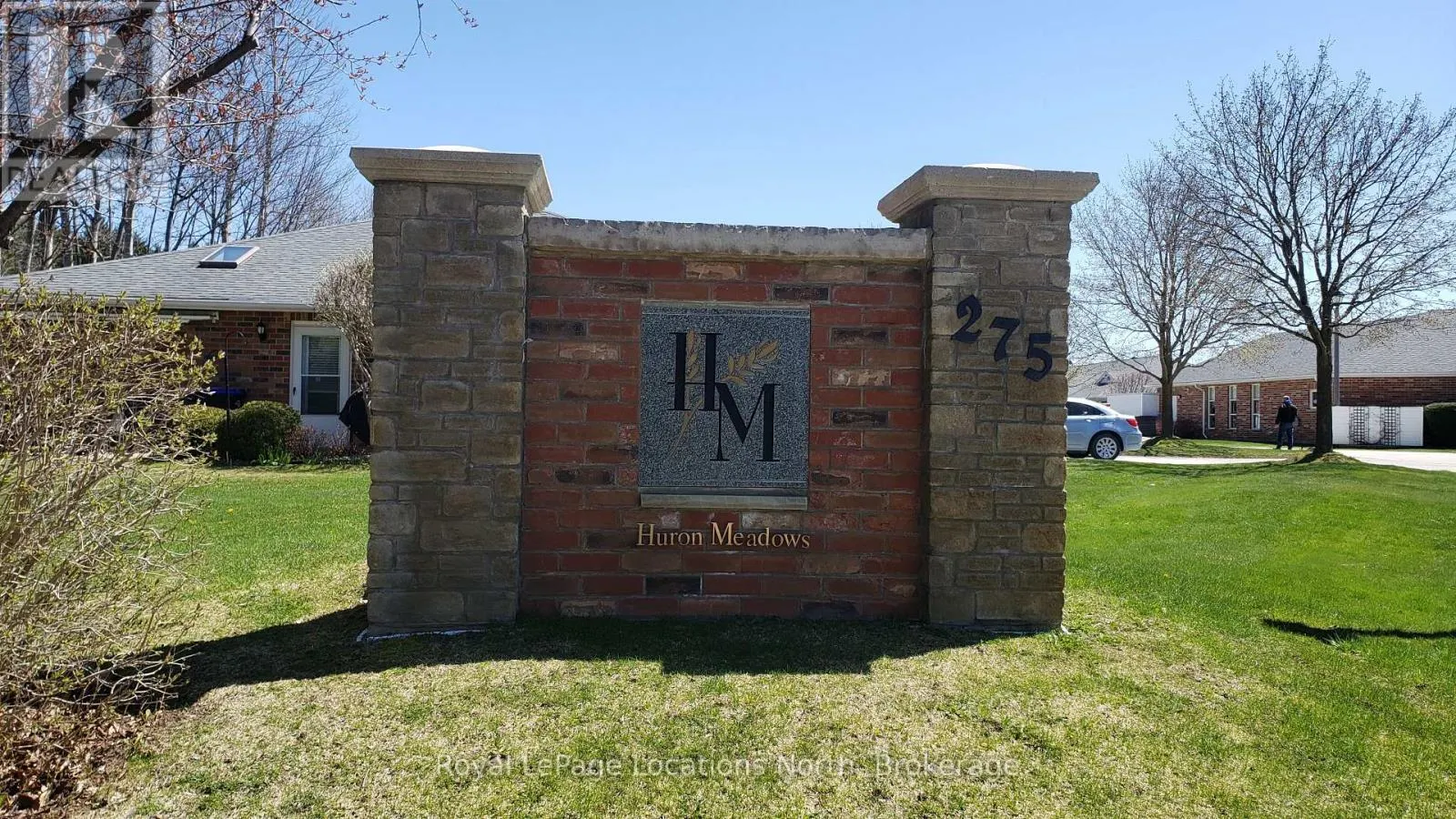 23 - 275 HURON STREET #23