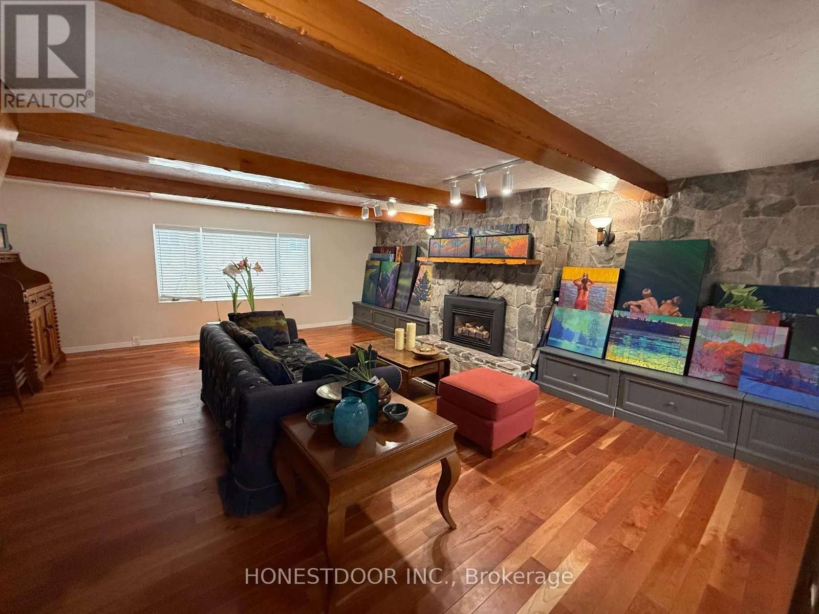 2015 RIDGE ROAD W