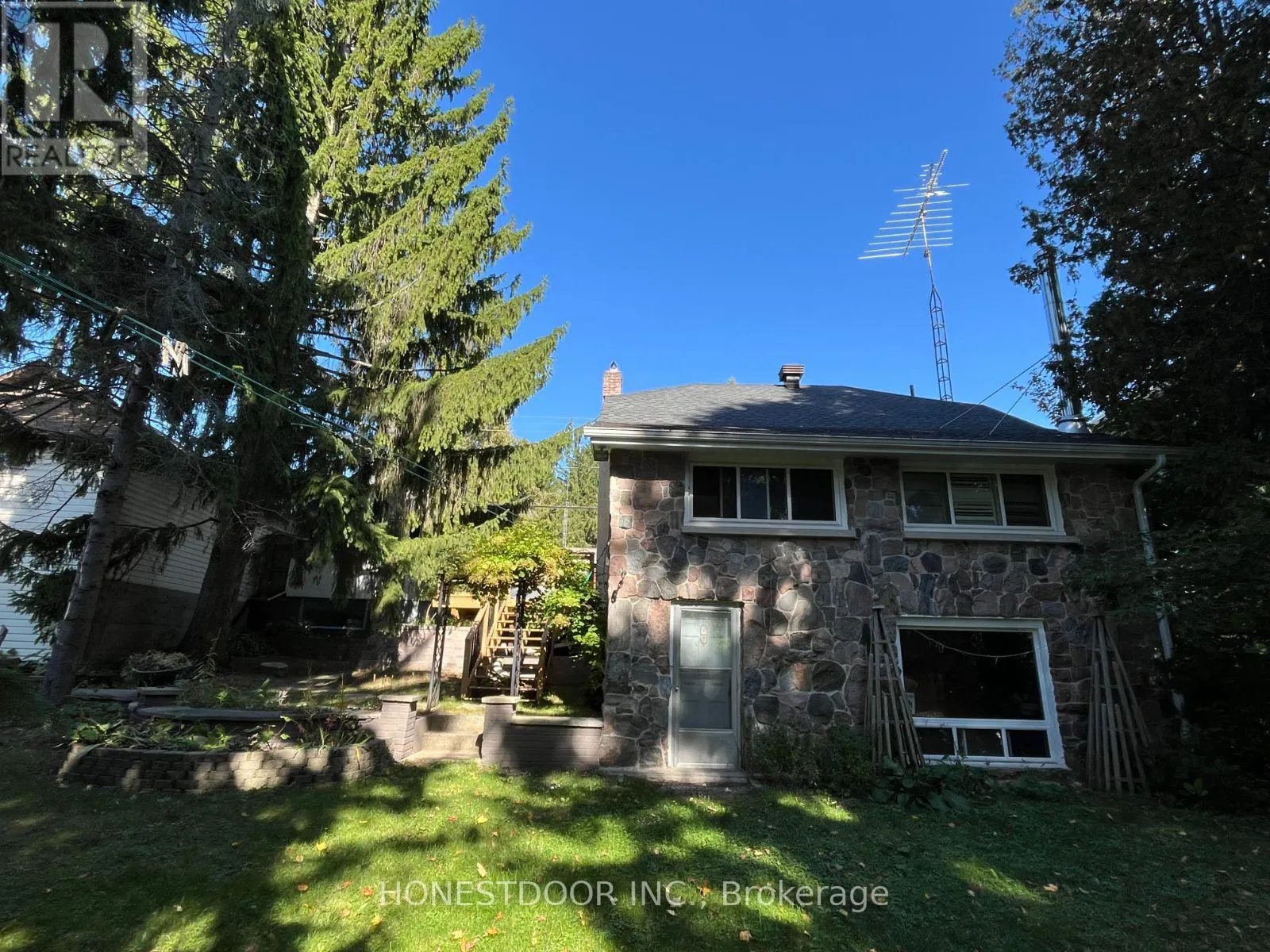 2015 RIDGE ROAD W
