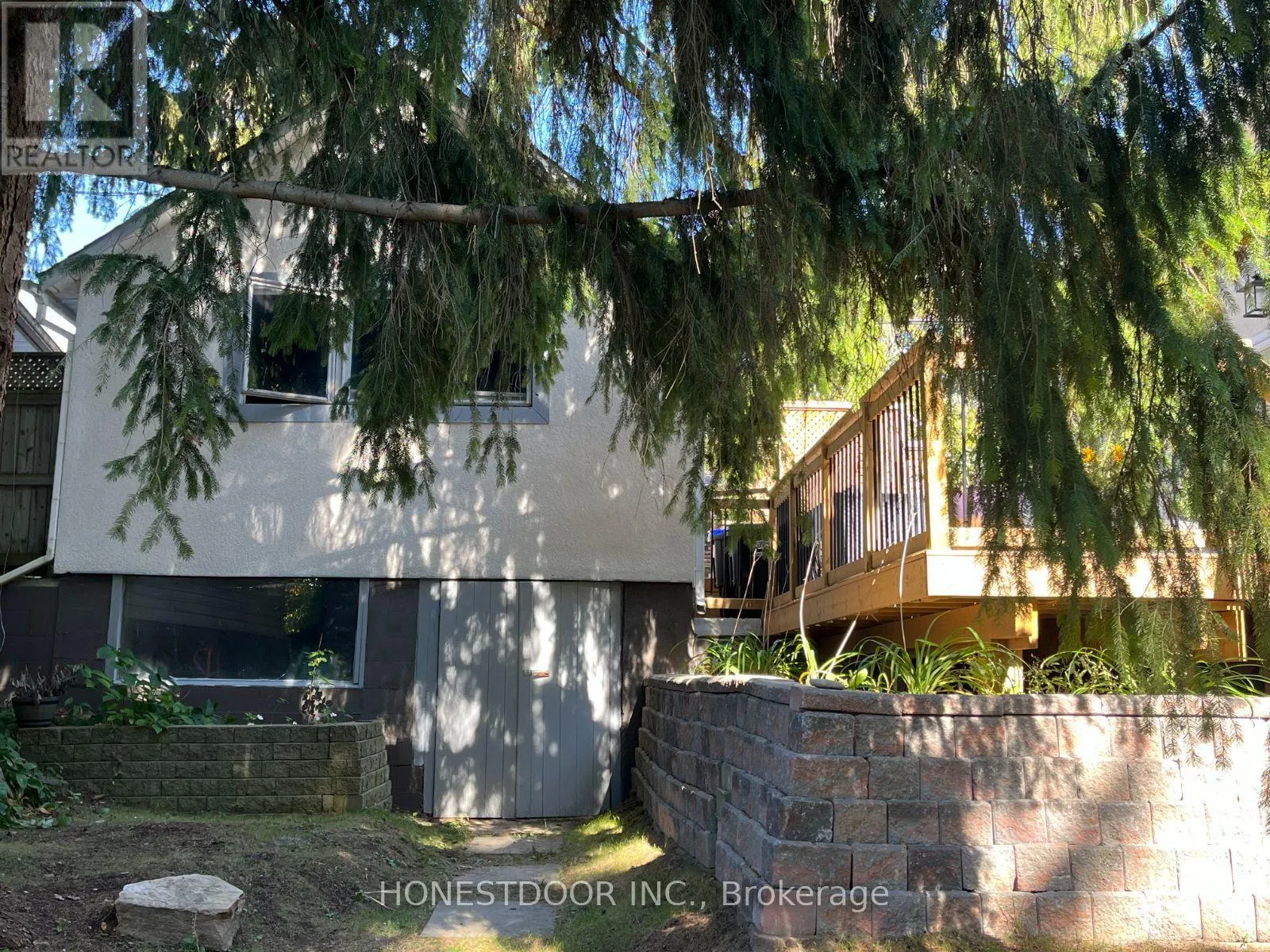 2015 RIDGE ROAD W