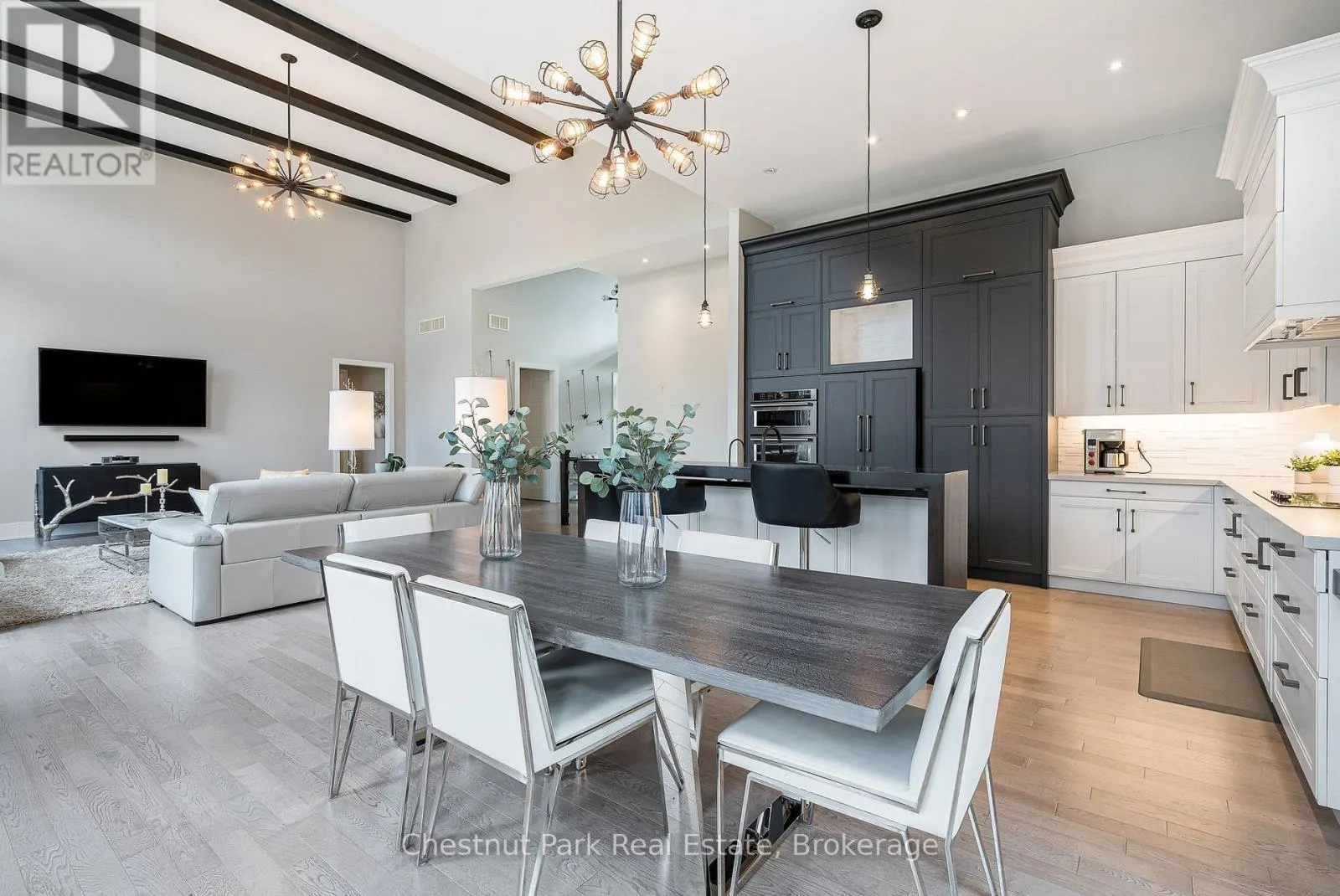 1 WINDROSE VALLEY BOULEVARD