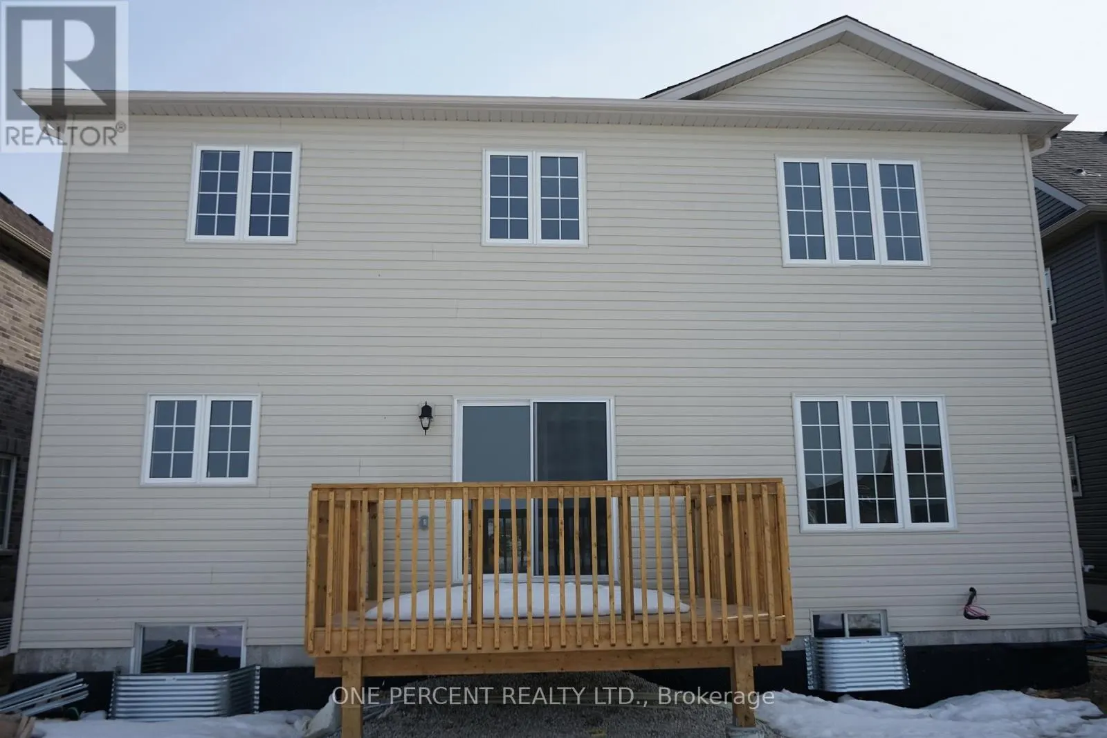 262 SPRINGFIELD CRESCENT