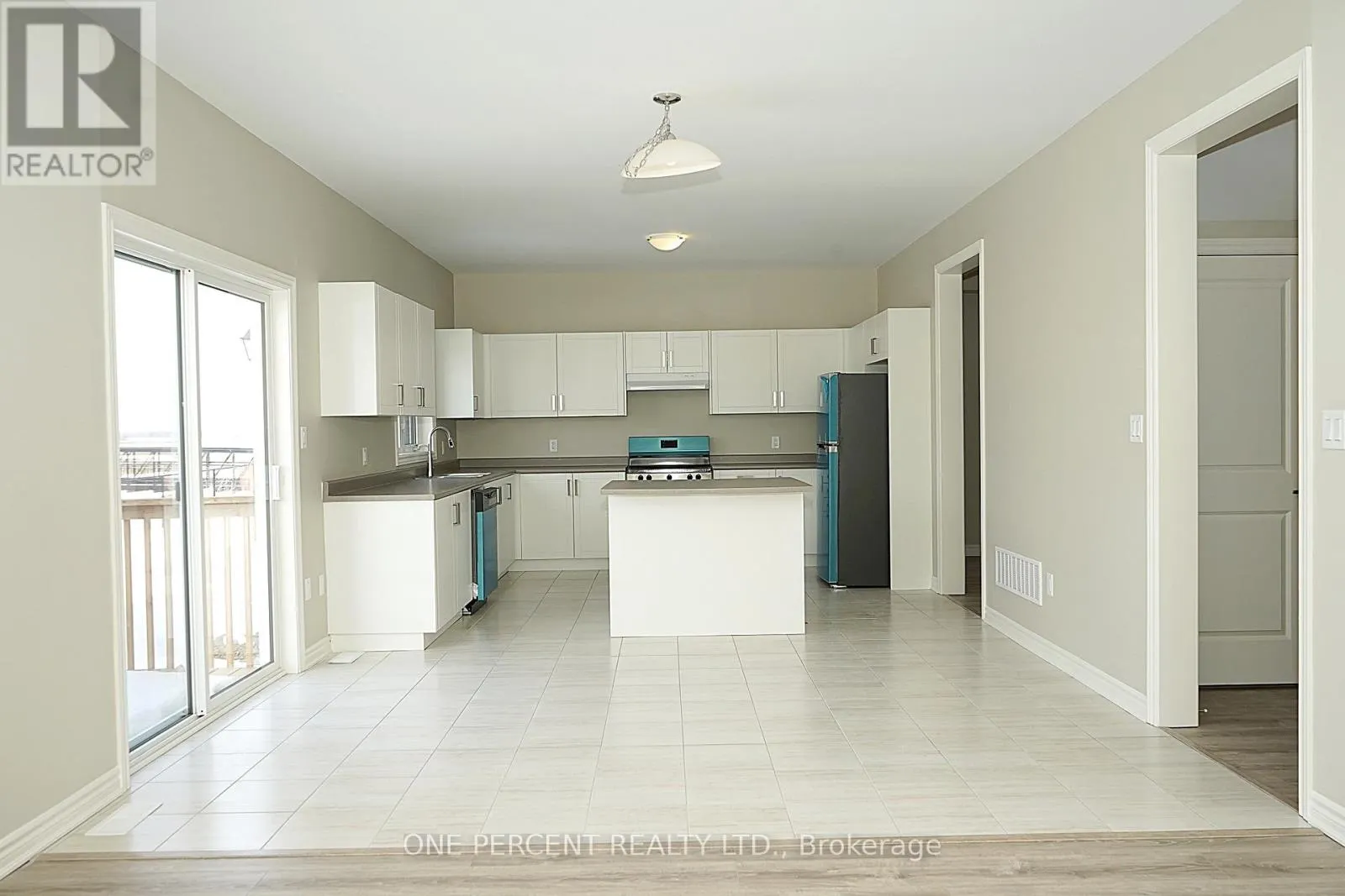 262 SPRINGFIELD CRESCENT