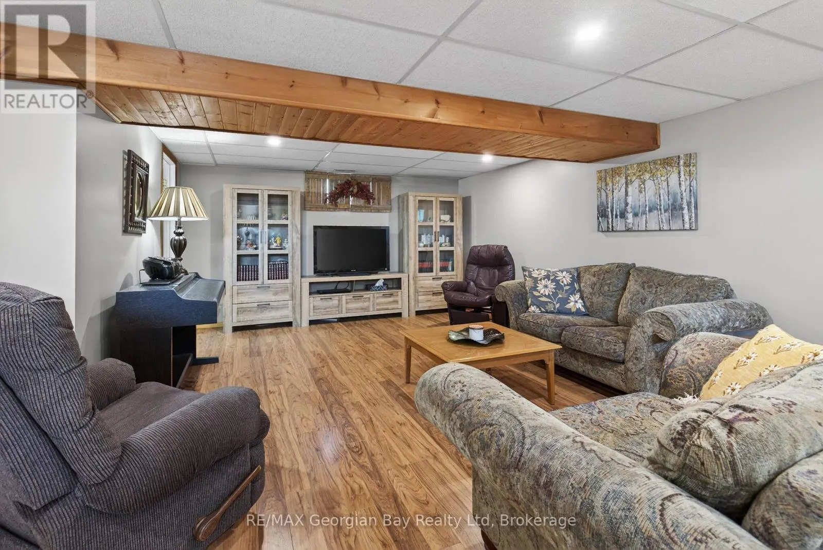32 BONAVENTURE PLACE