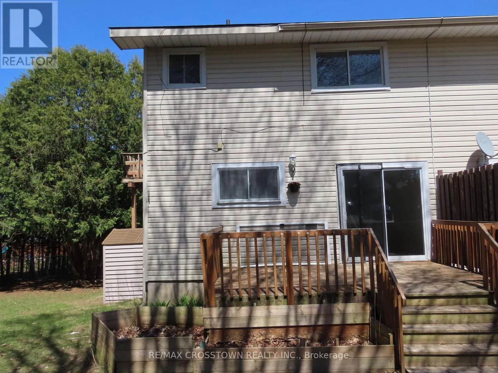 4716 PENETANGUISHENE ROAD