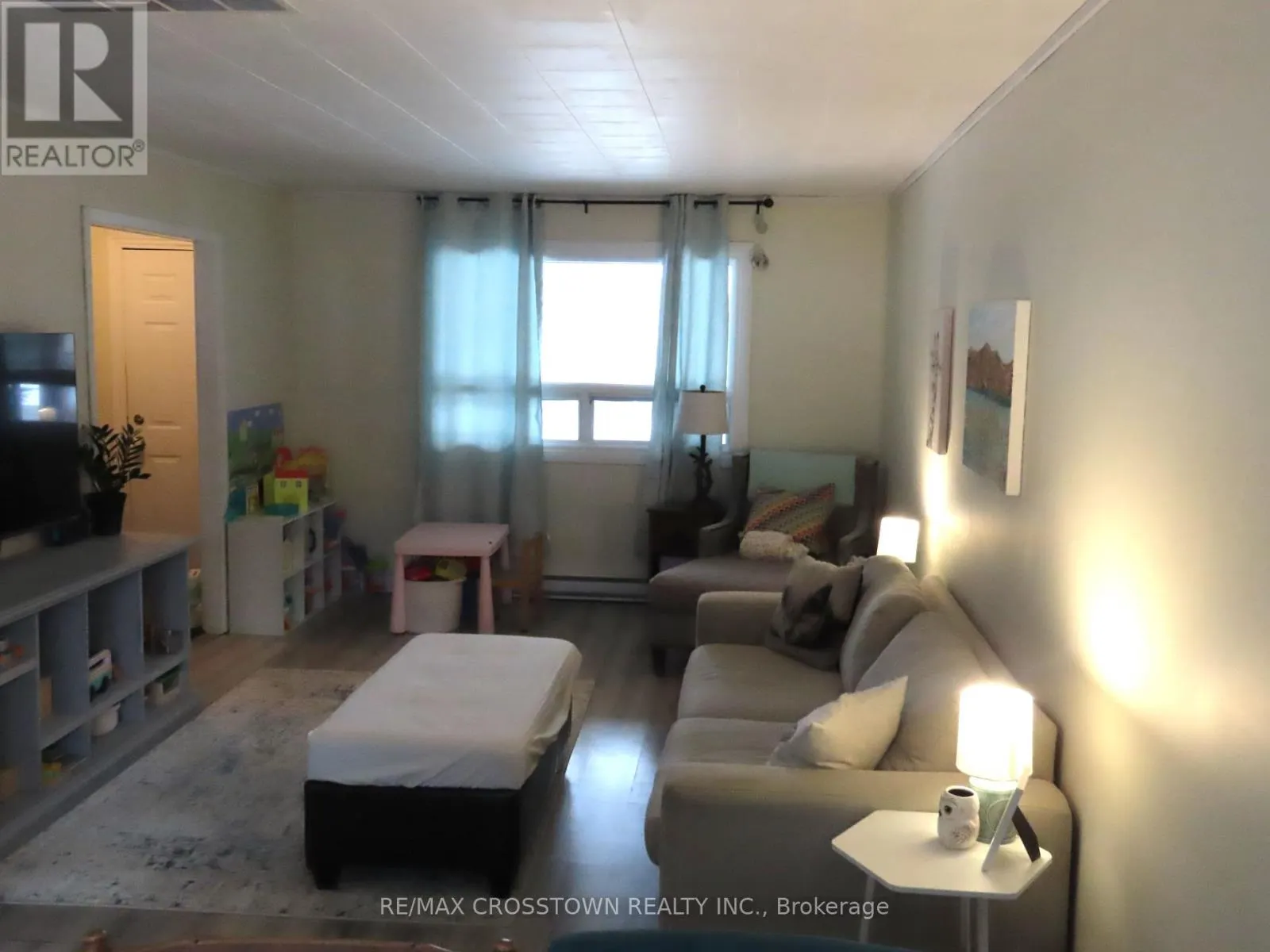 4716 PENETANGUISHENE ROAD