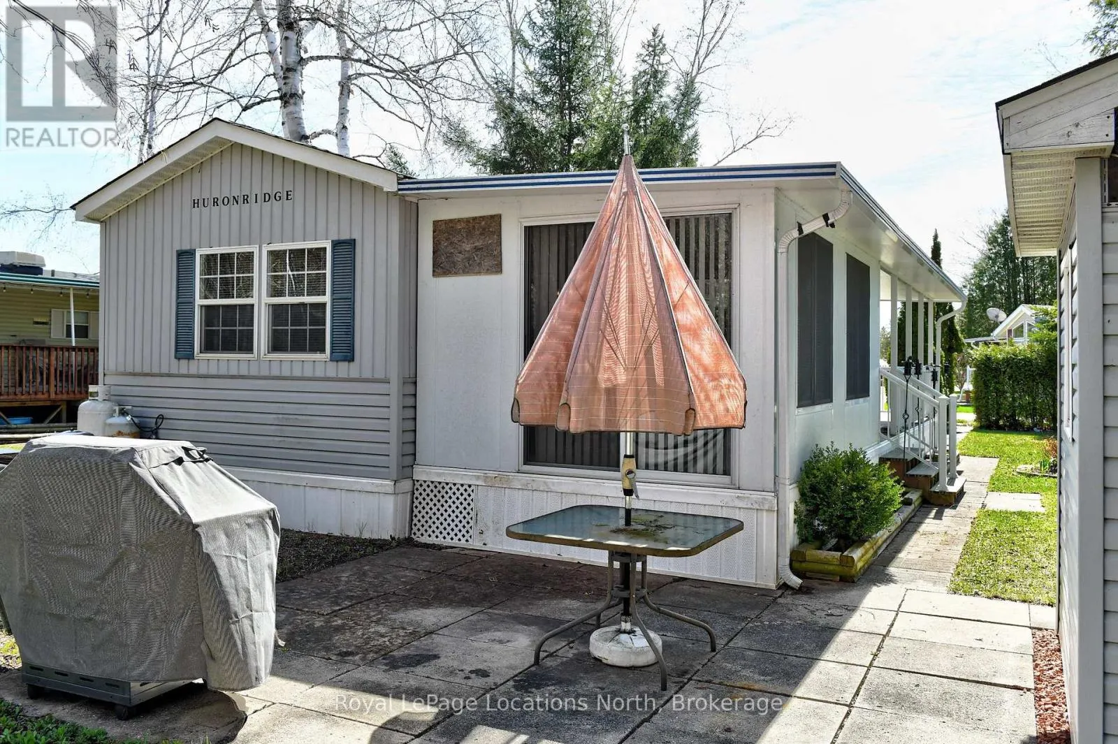 2 WASAGA PINES LANE E
