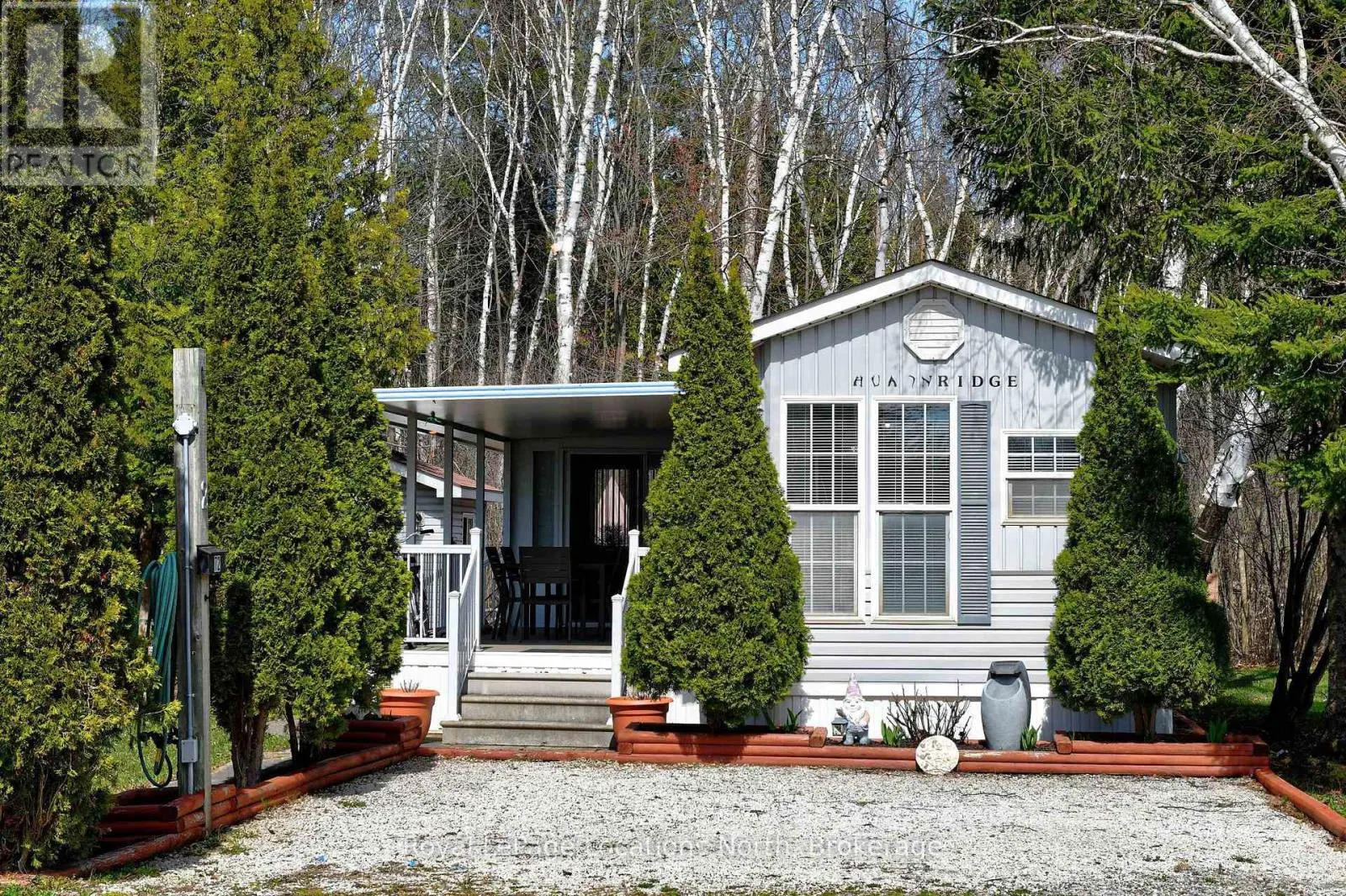 2 WASAGA PINES LANE E