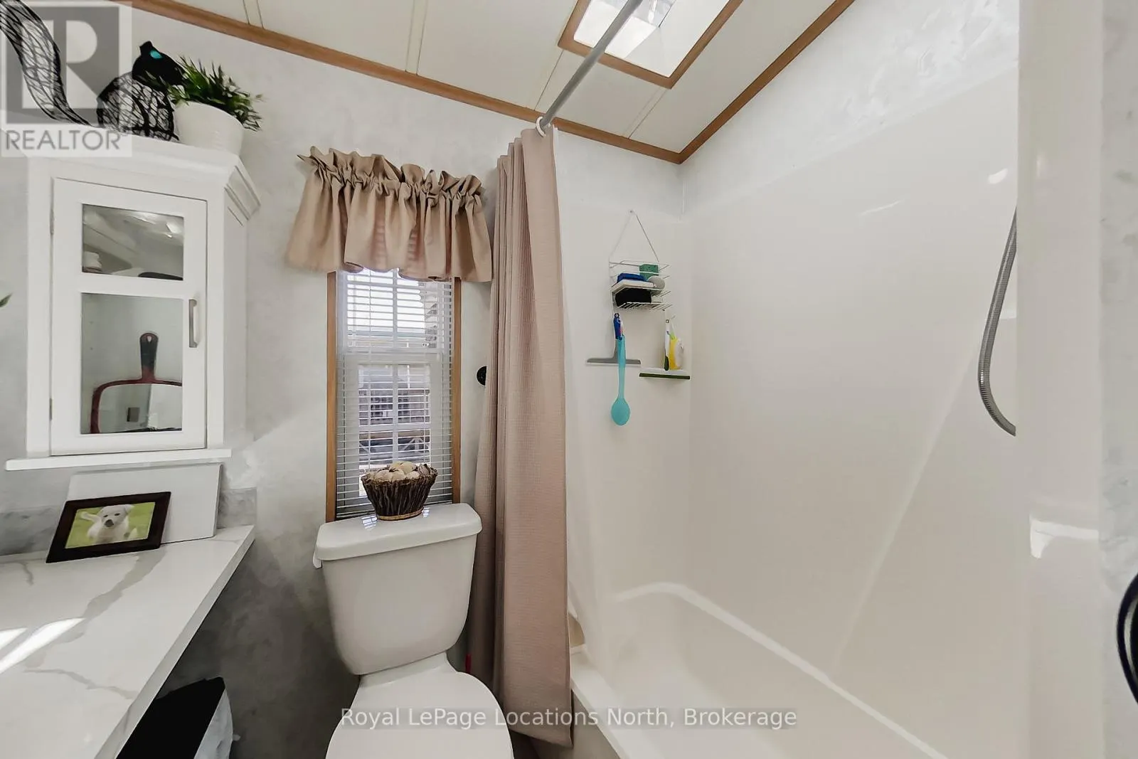 2 WASAGA PINES LANE E