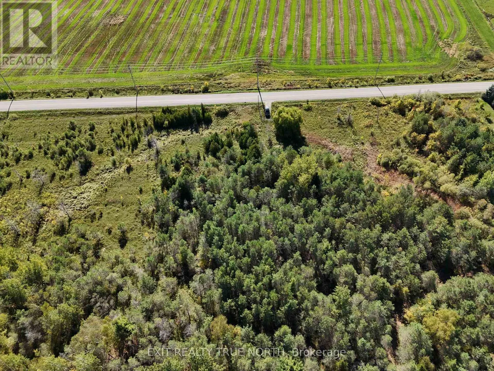 6696 33/34 NOTTAWASAGA SIDE ROAD