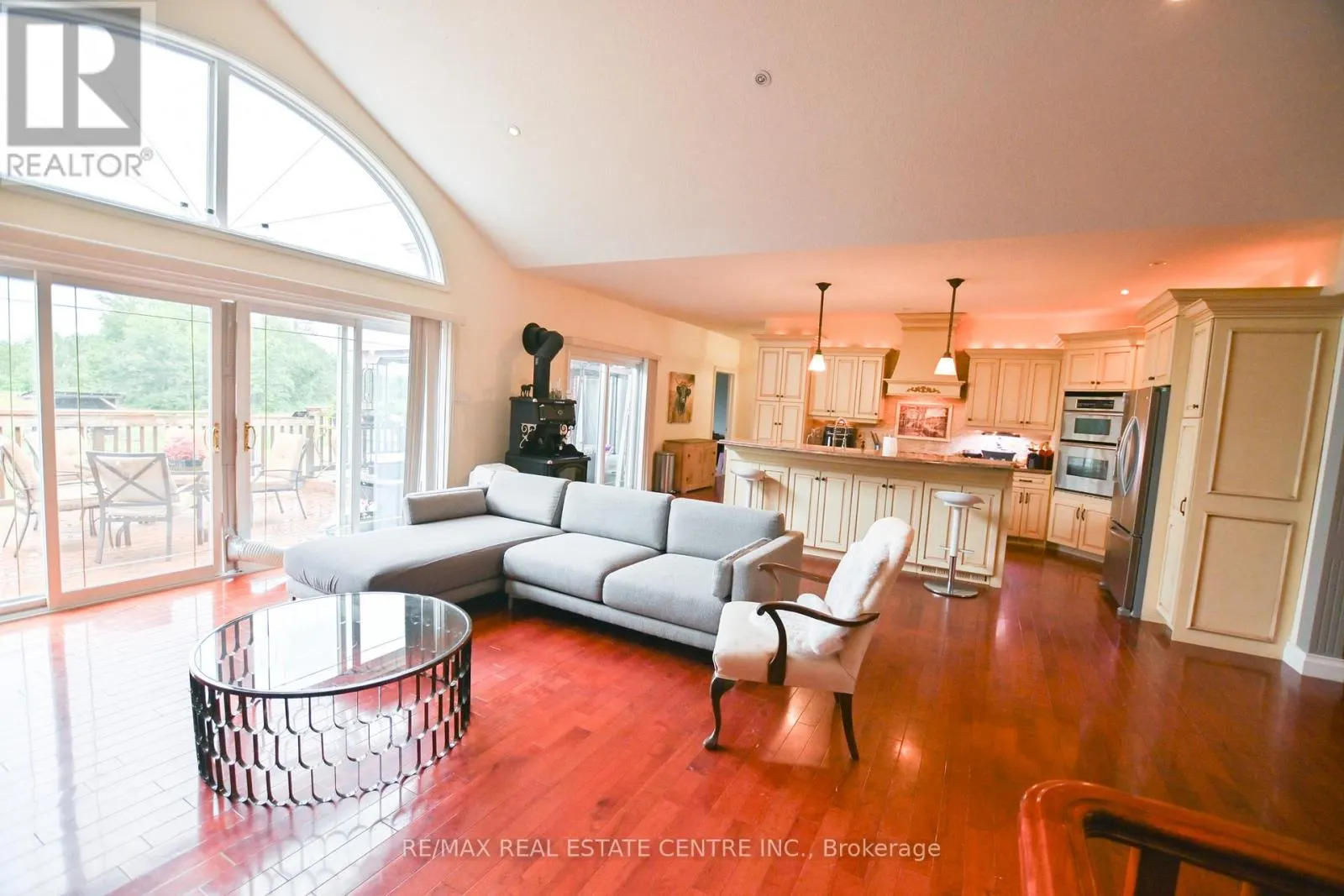1216 WOOD ROAD