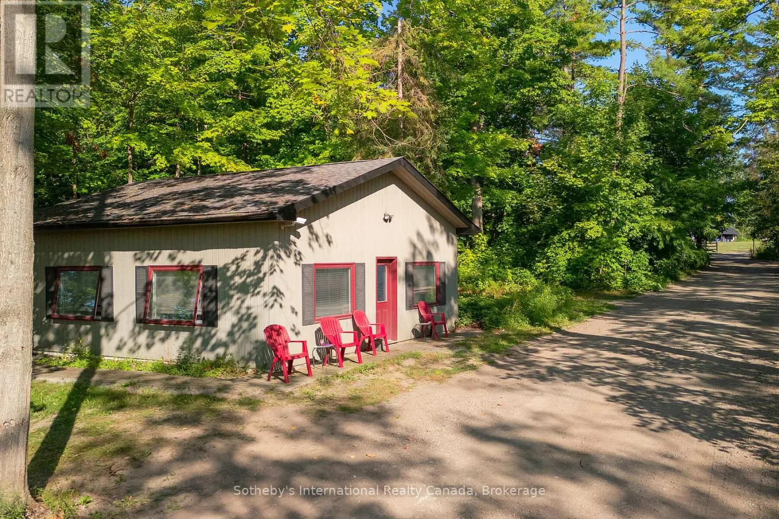 2533 RIDGE ROAD W
