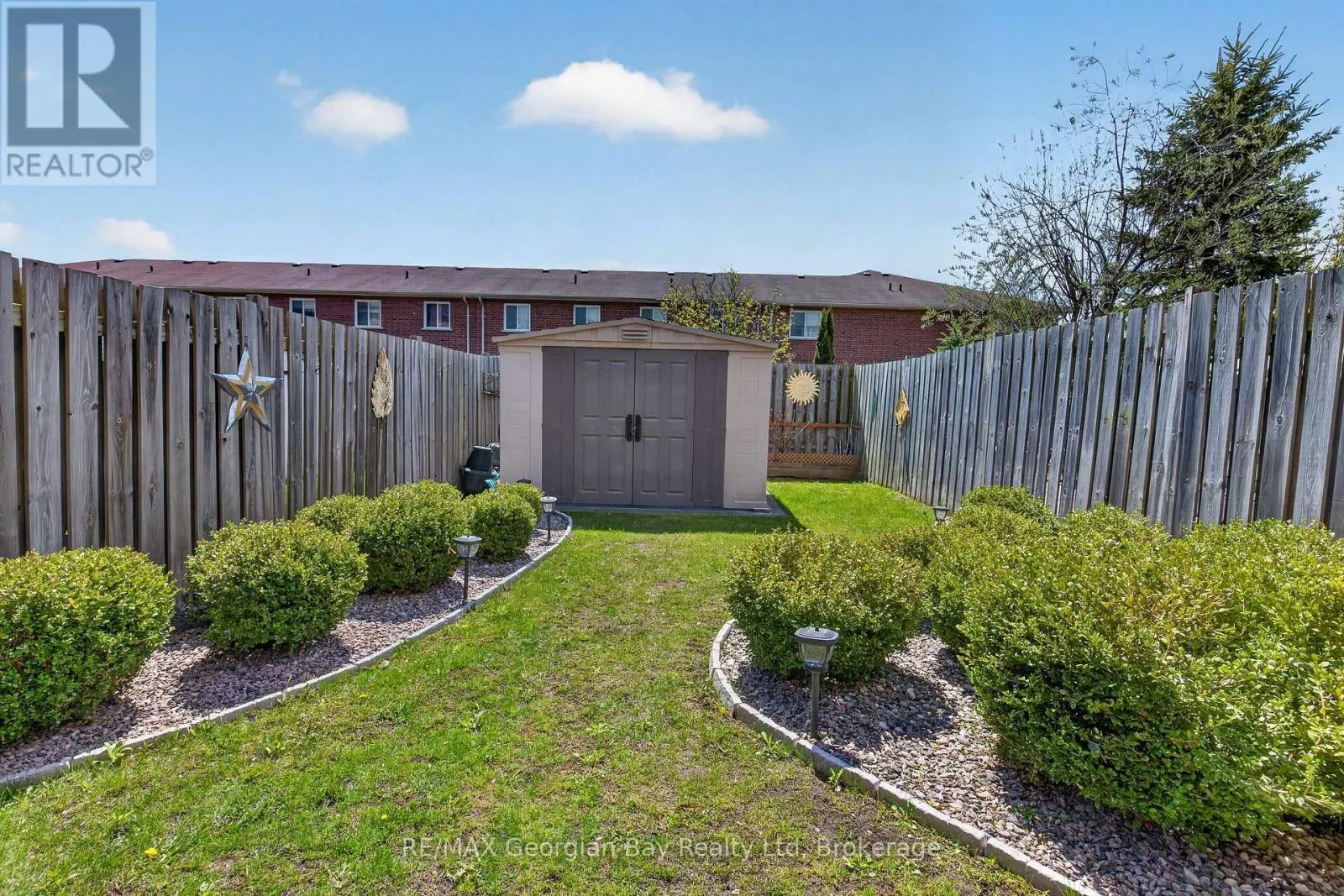 177 SOUTHWINDS CRESCENT