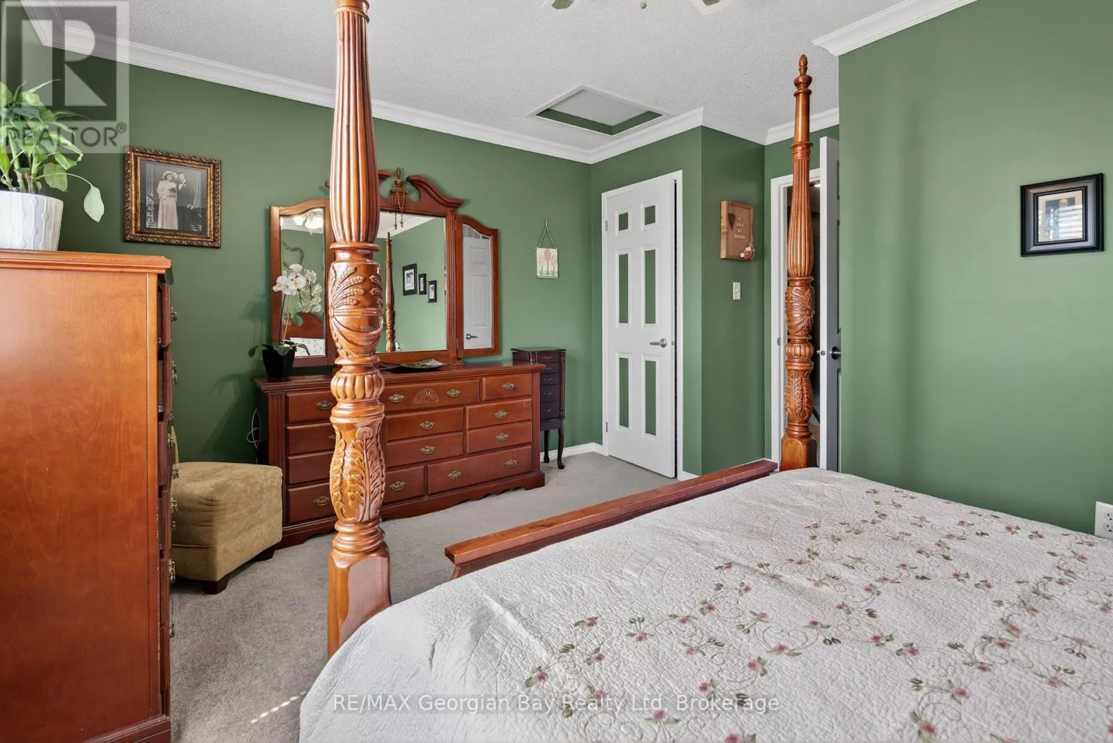 177 SOUTHWINDS CRESCENT