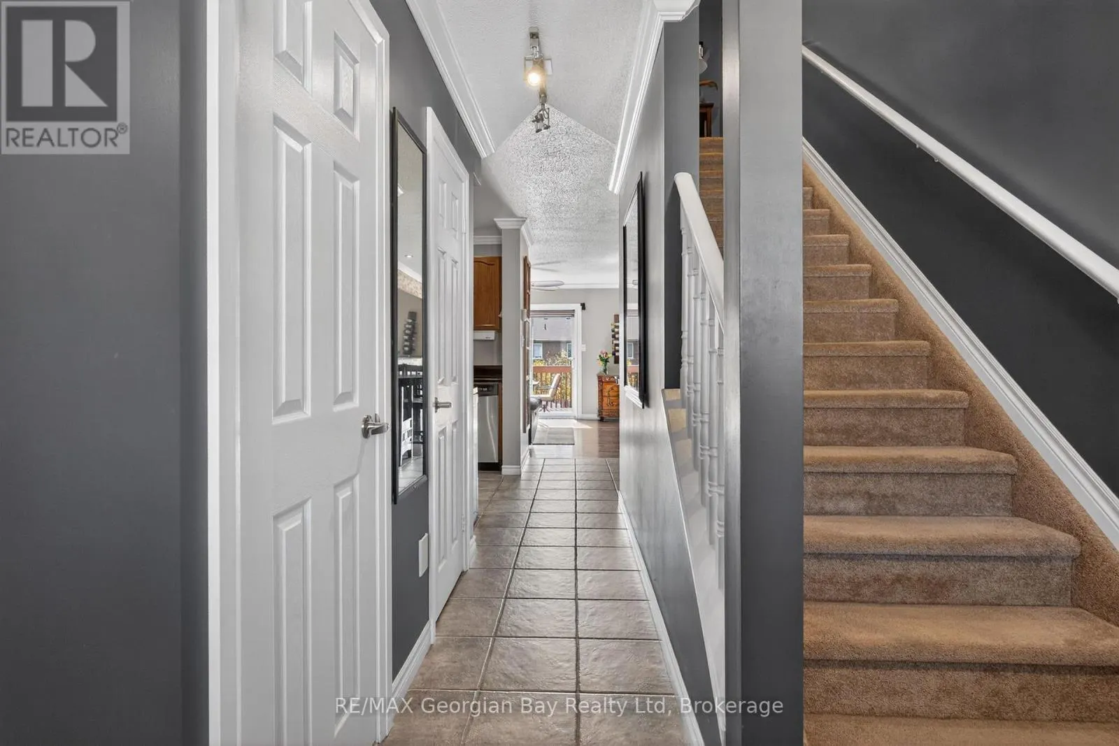 177 SOUTHWINDS CRESCENT
