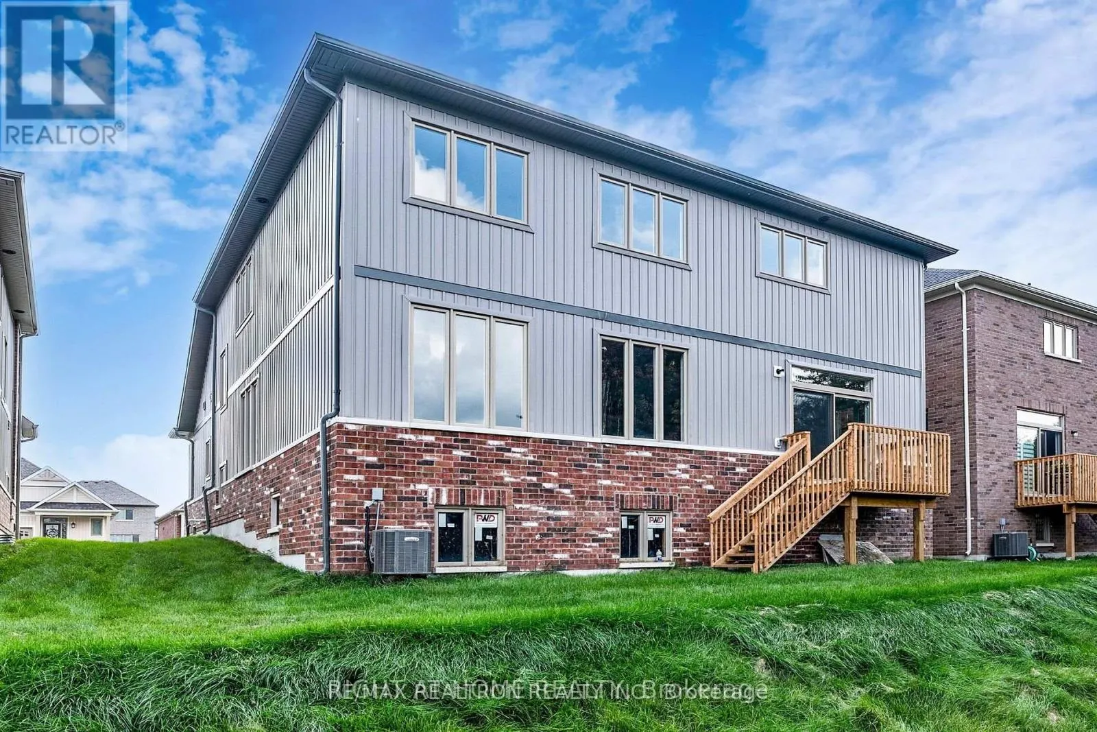260 WILCOX DRIVE