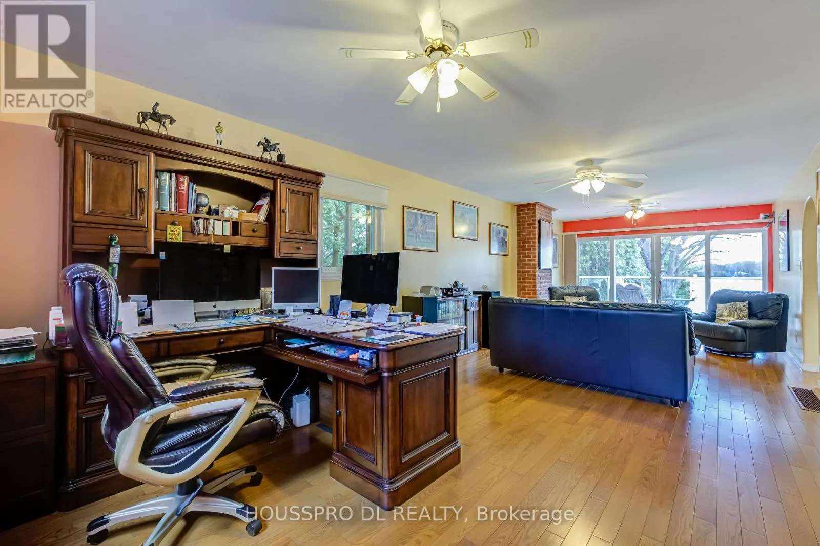 2683 LAKESHORE ROAD E