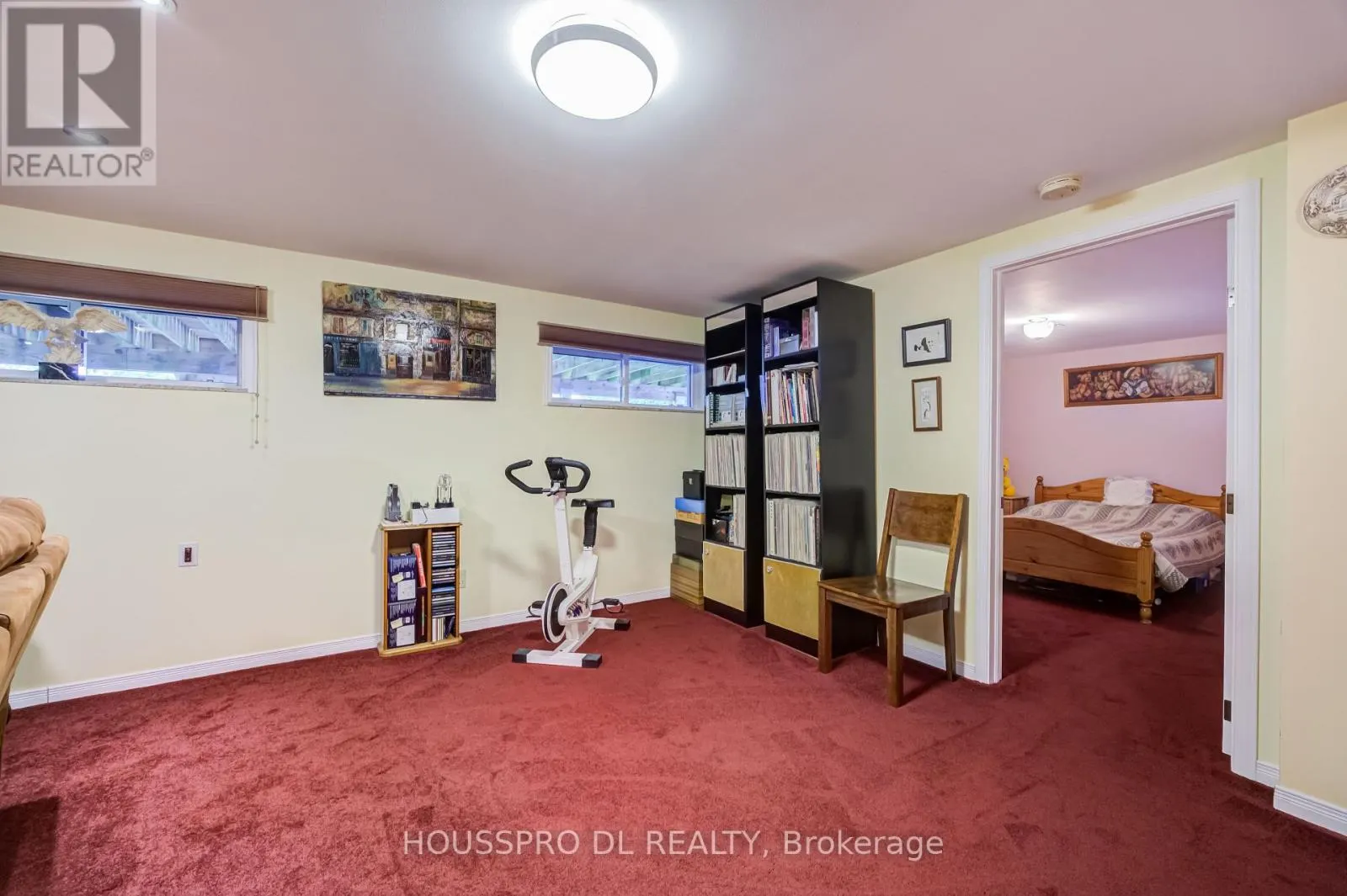 2683 LAKESHORE ROAD E